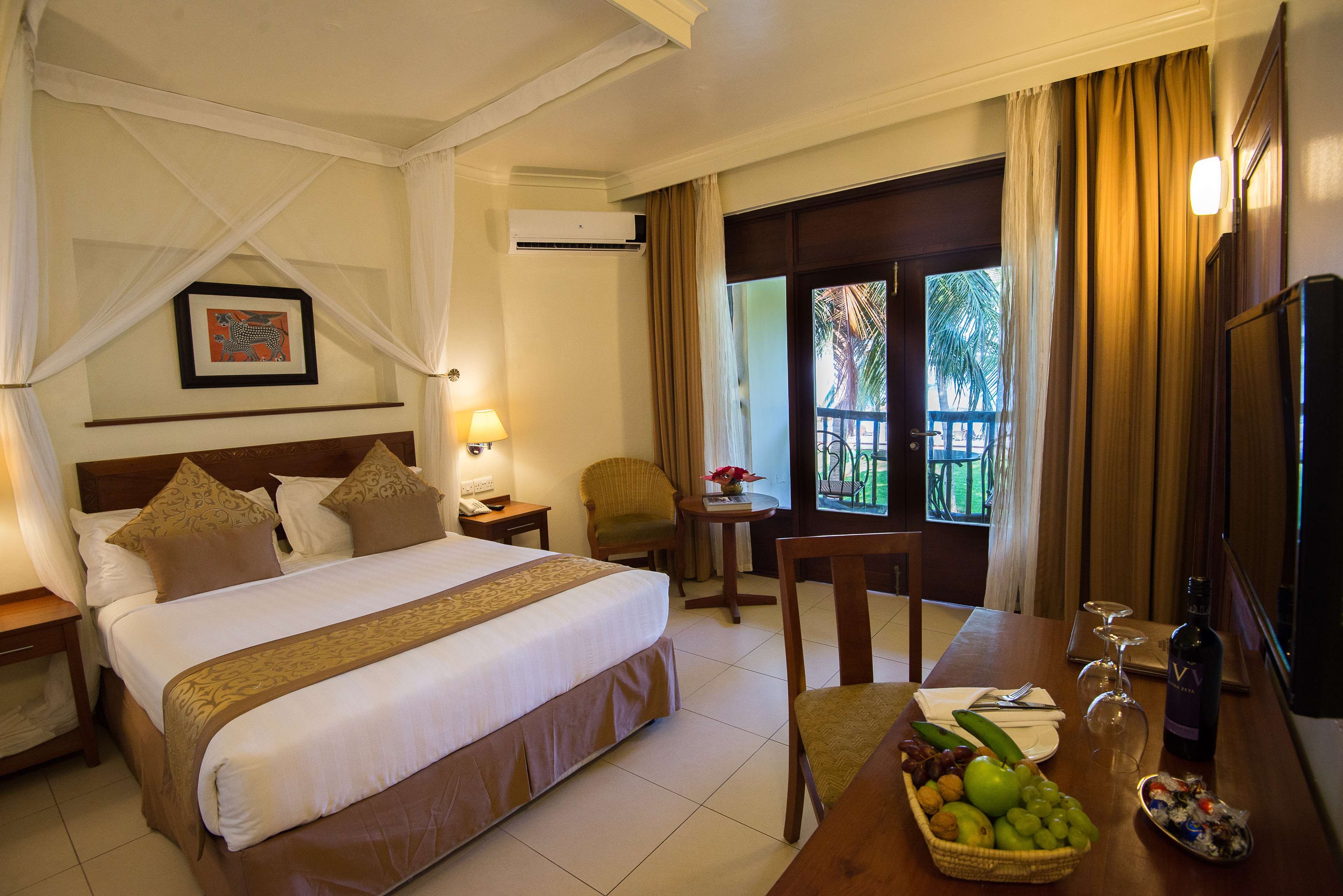 White Sands Resort & Conference Centre by null