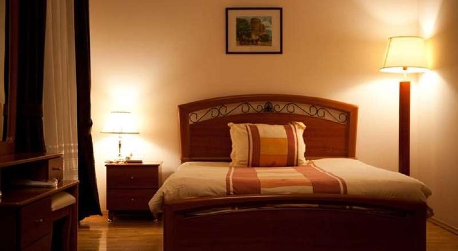 Azcot Hotel by null