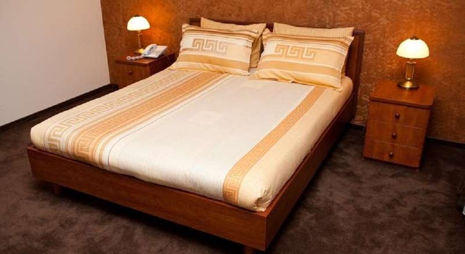 Azcot Hotel by null