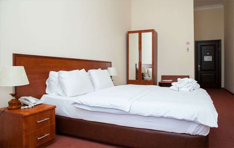 Azcot Hotel by null