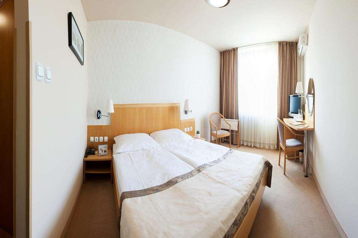 Hotel Evropa by null