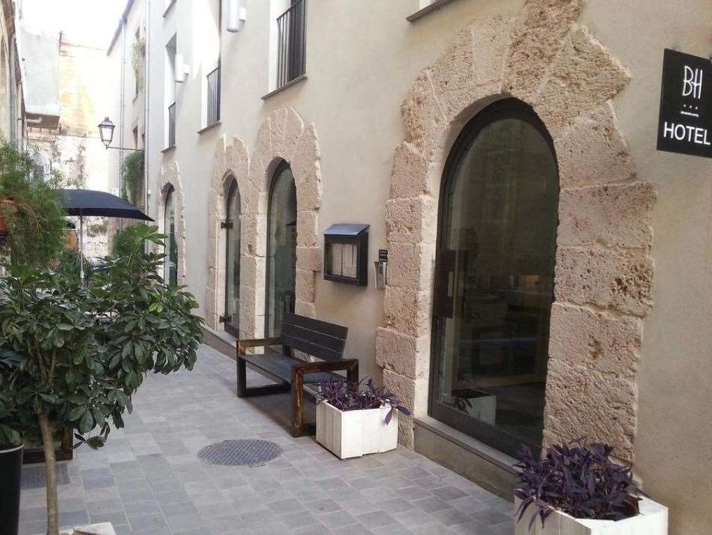 Belmonte Hotel by null