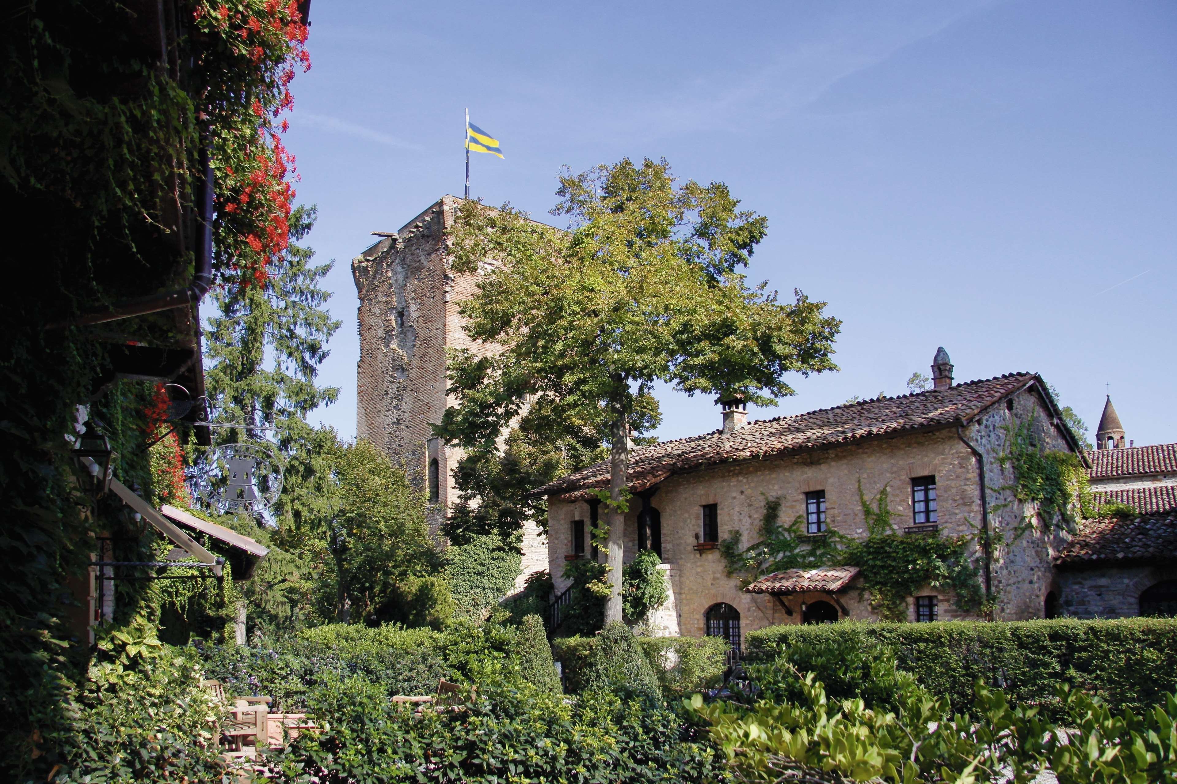 Residenza Torre di San Martino image