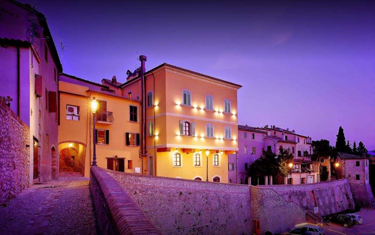 Oste del Castello - Wellness & Bike Hotel image