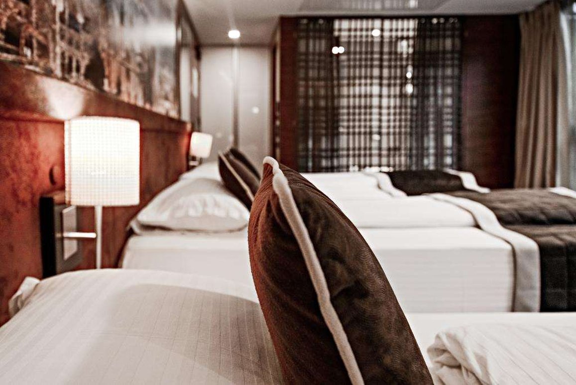 Hotel President by null