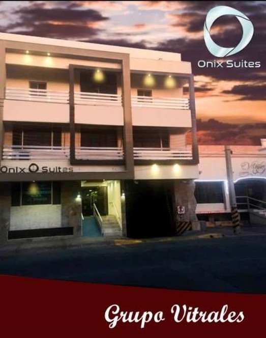 Hotel Ónix Suites image