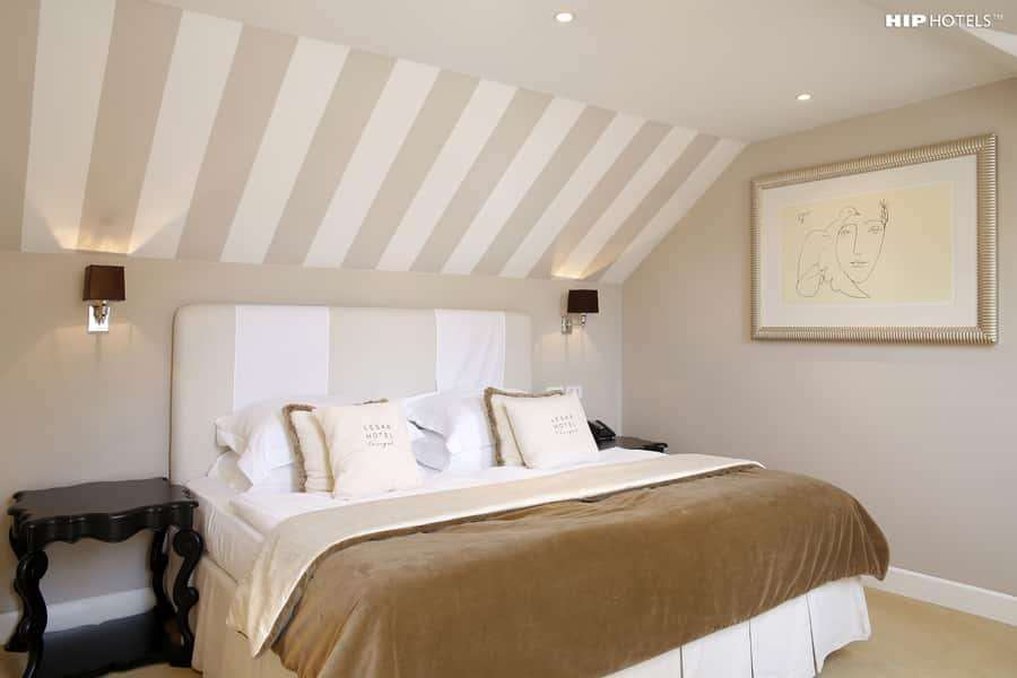 Lesar Hotel Angel by null