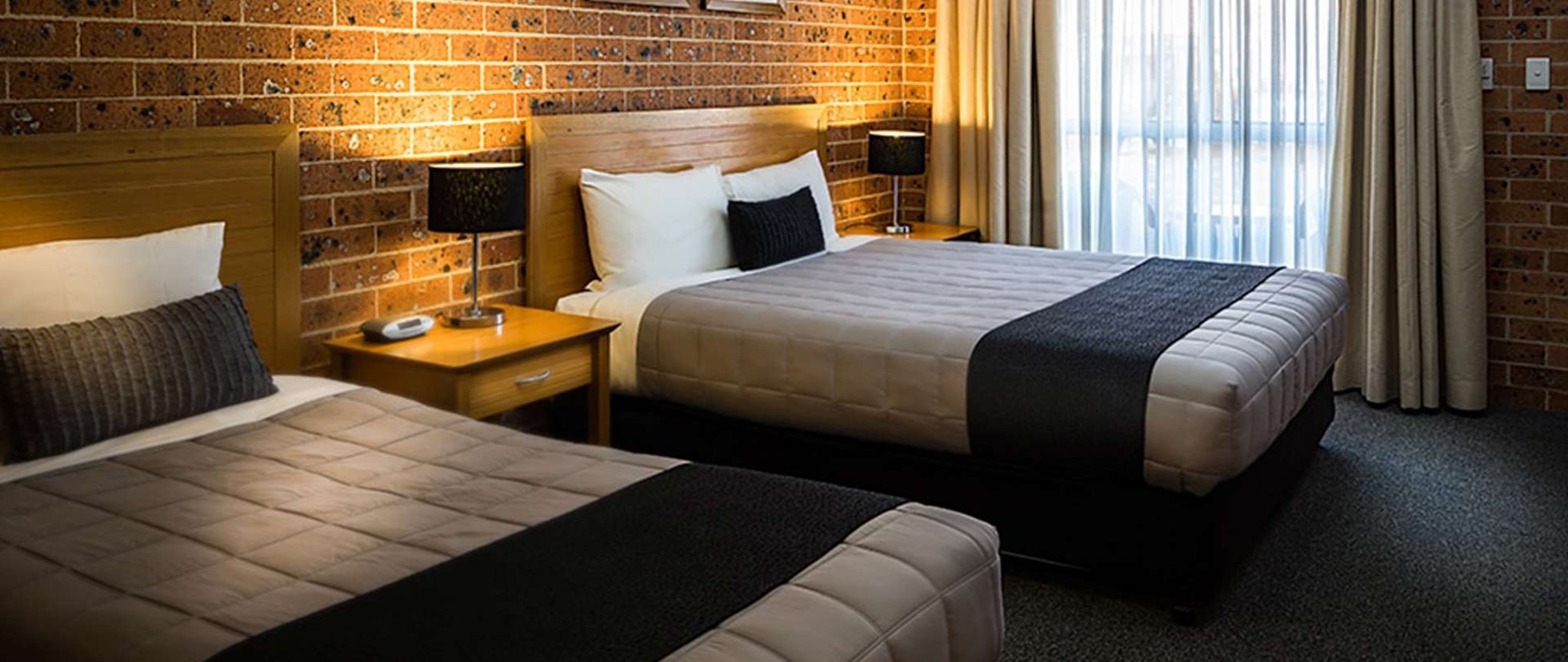 Akuna Motor Inn by null