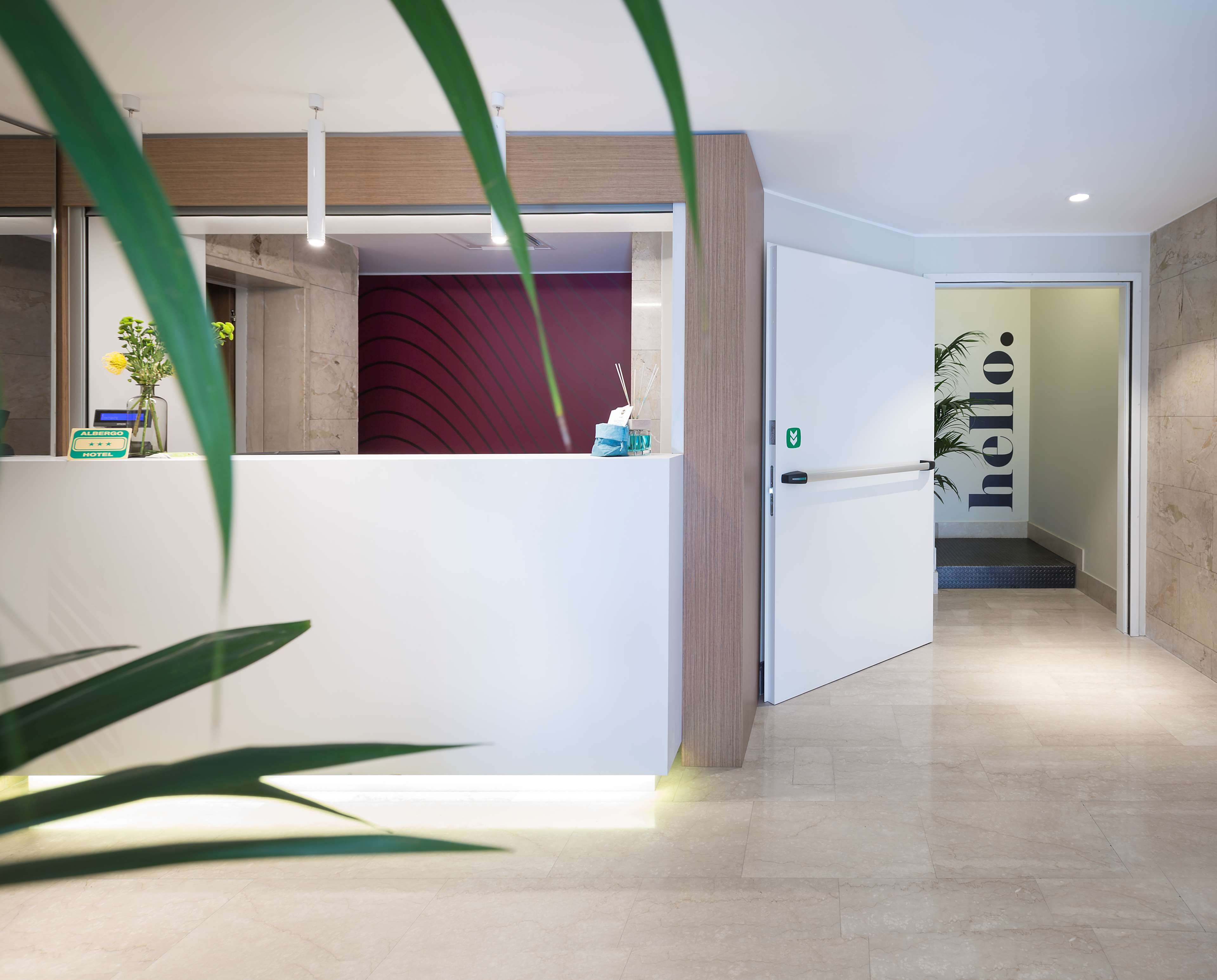 B&B HOTEL Milano Sant'Ambrogio by null