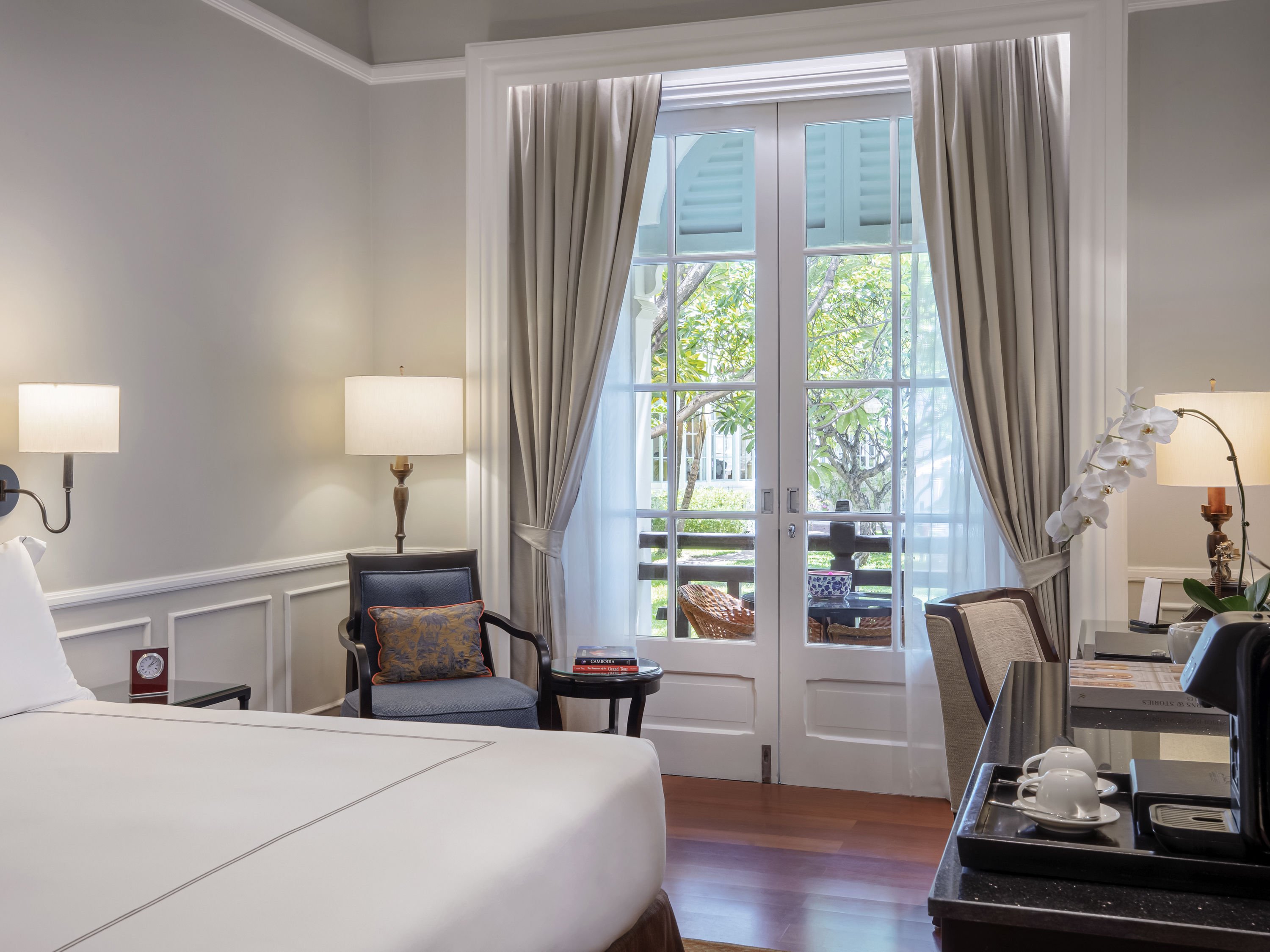 Raffles Hotel Le Royal by null