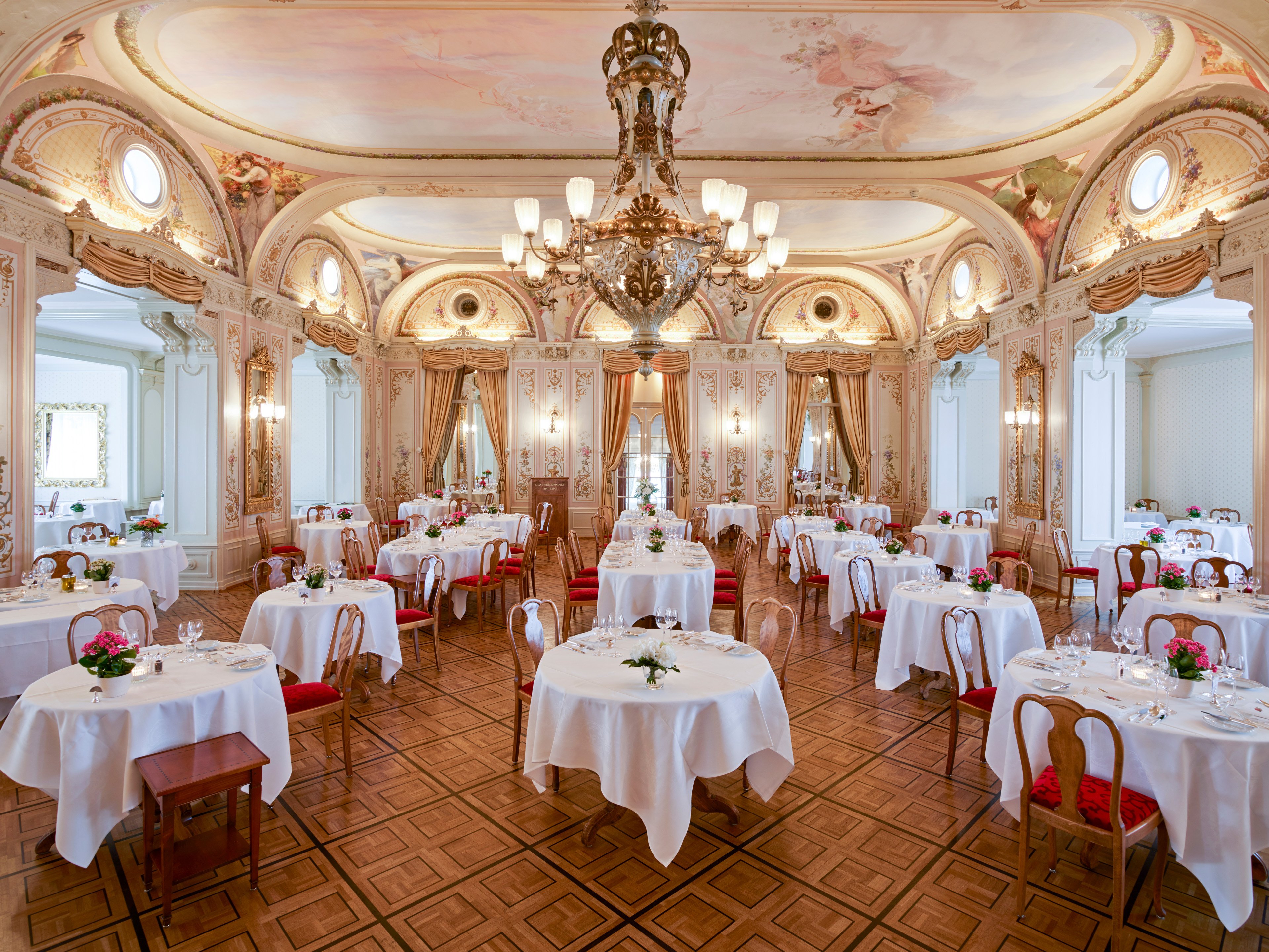 Grand Hotel Kronenhof Pontresina by null