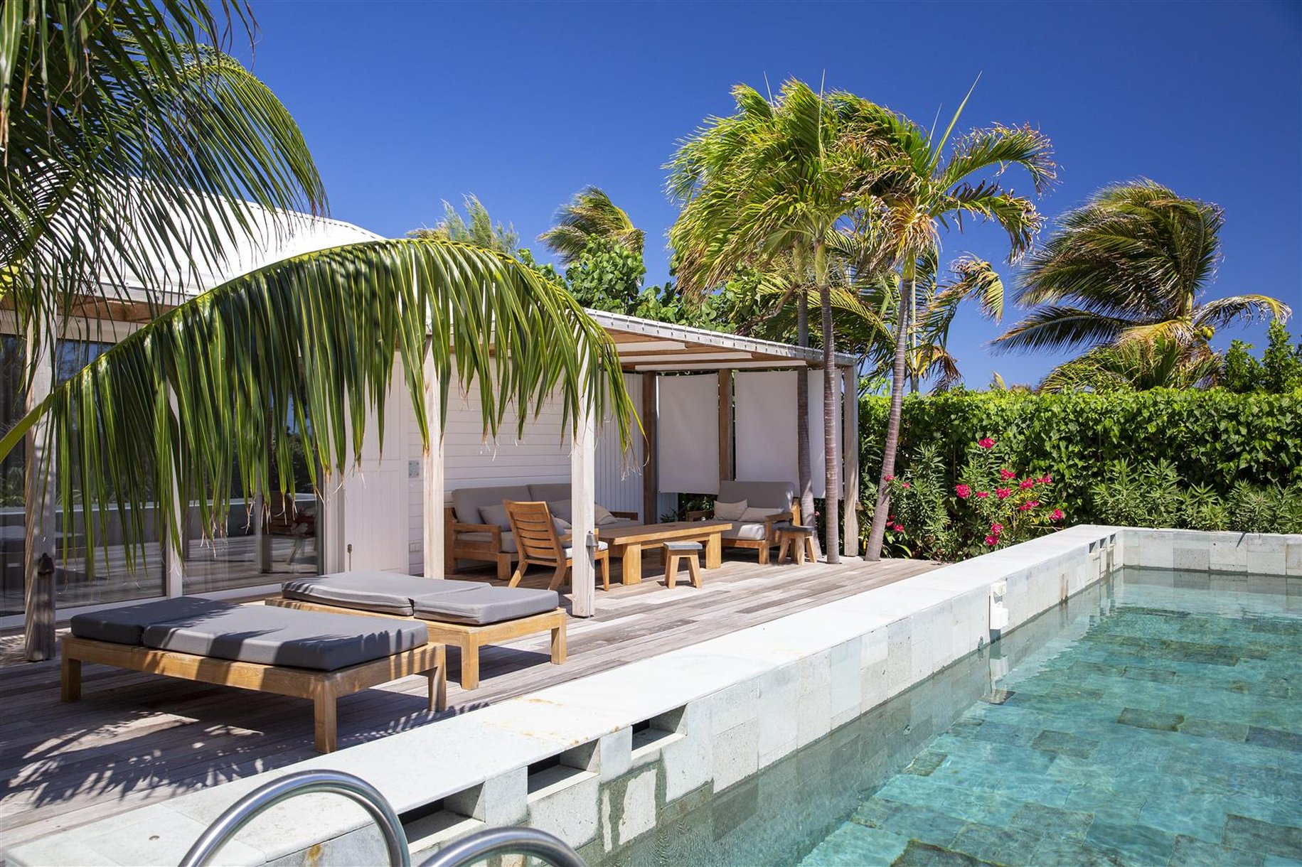 Le Sereno Hotel by null