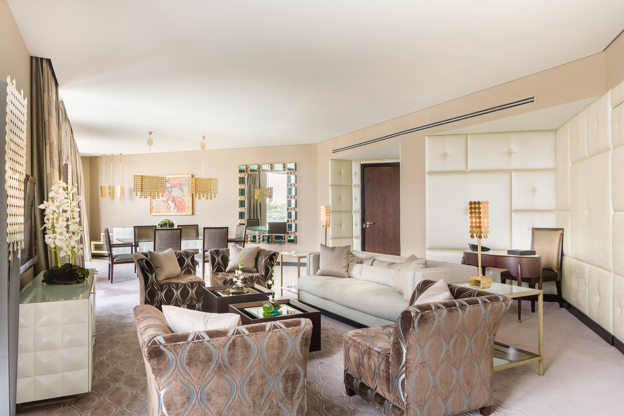 Mandarin Oriental Al Faisaliah, Riyadh ماندارين اورينتال الفيصلية، الرياض by null