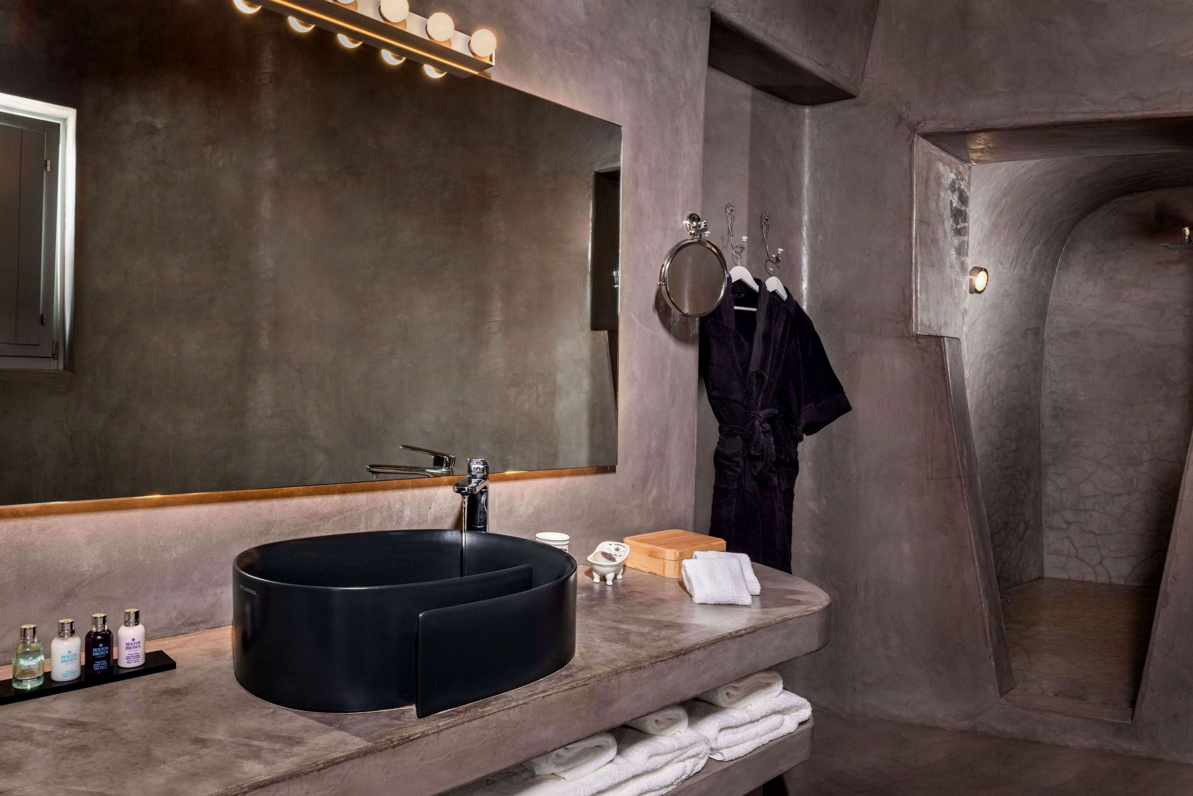 Andronis Luxury Suites by null