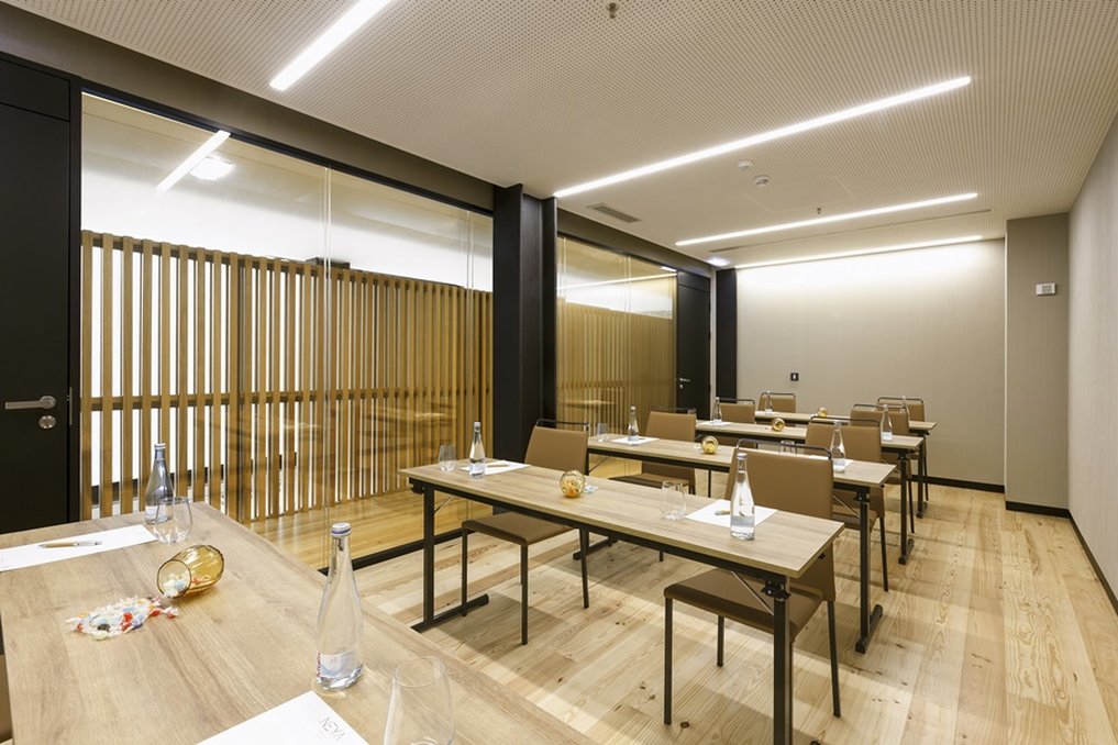 Hotel Neya Porto by null