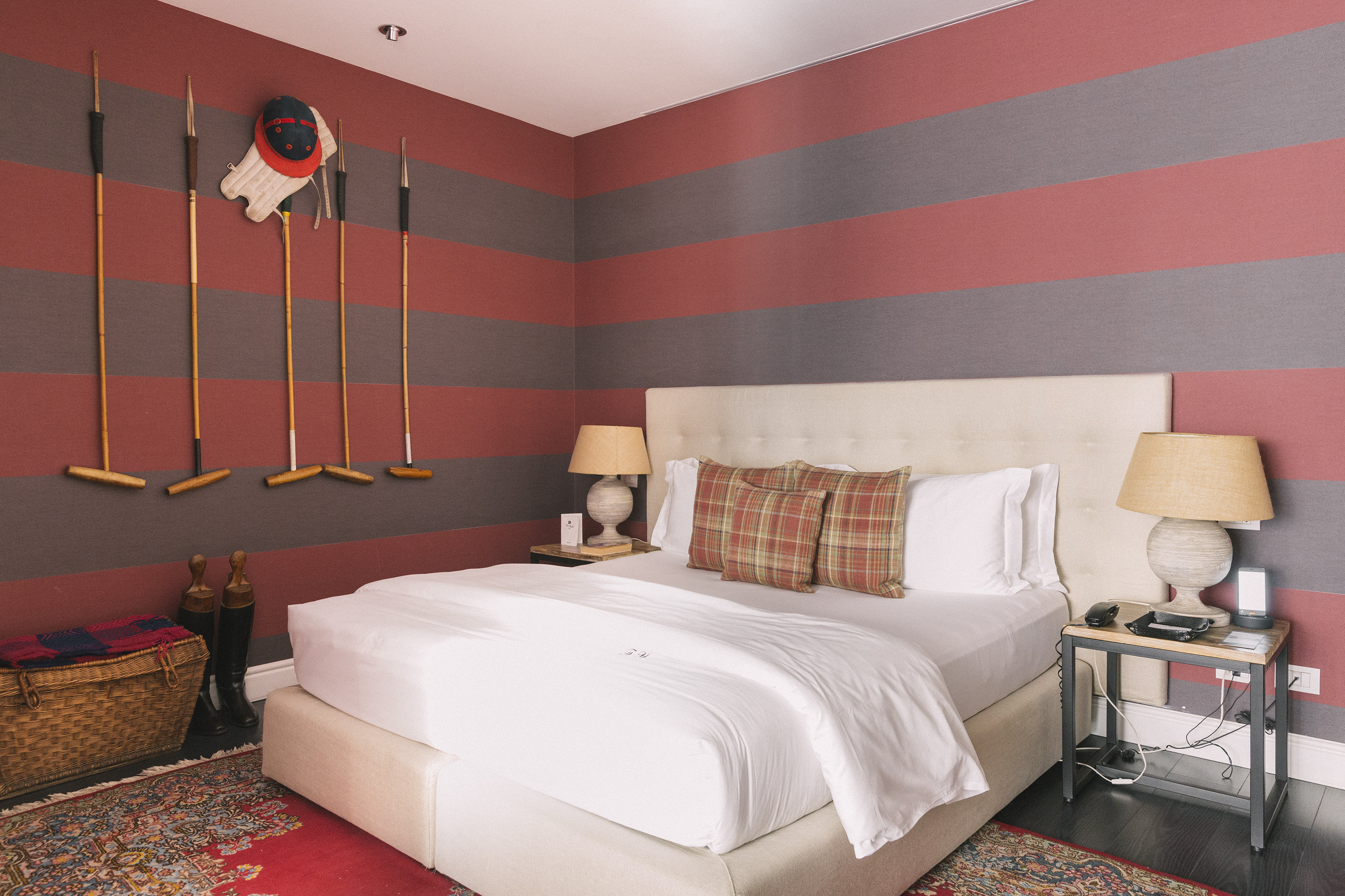 Aethos Milan by null