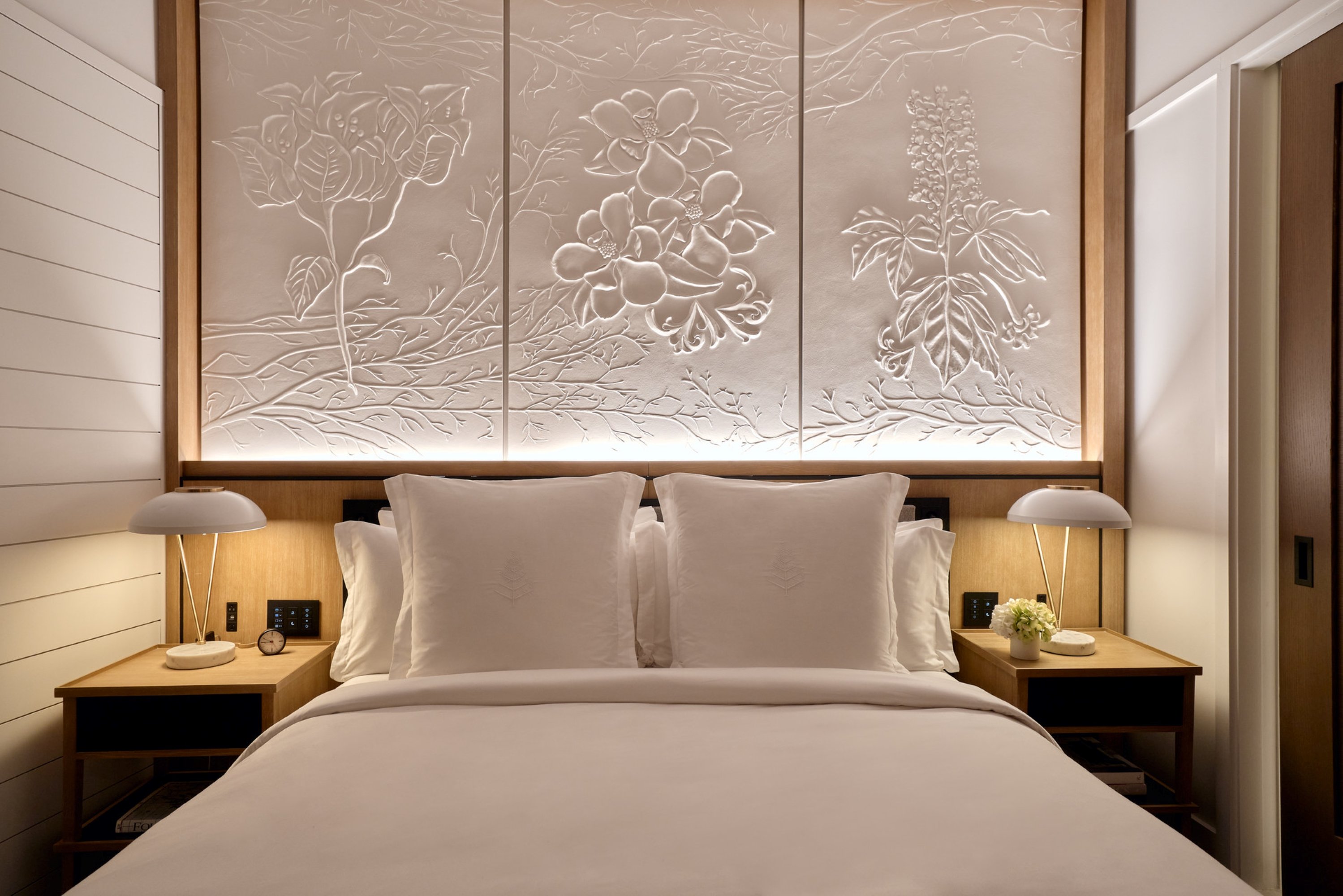 Four Seasons Hotel New Orleans by null