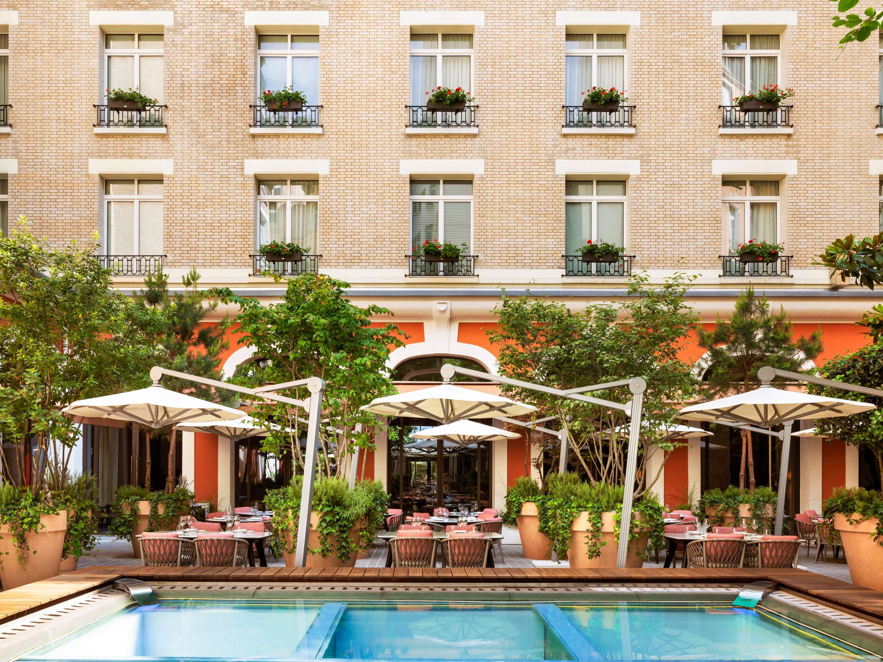 Le Royal Monceau - Raffles Paris by Google