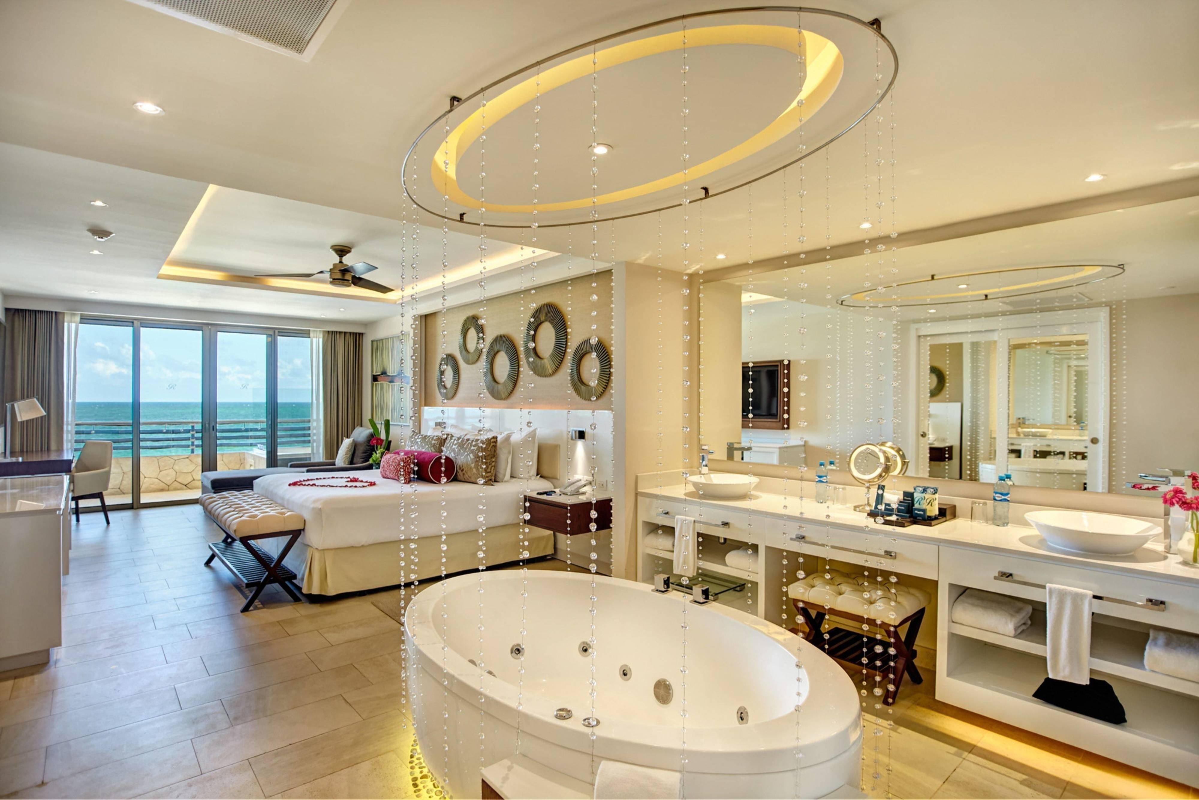 Royalton Riviera Cancun, An Autograph Collection All-Inclusive Resort & Casino by null