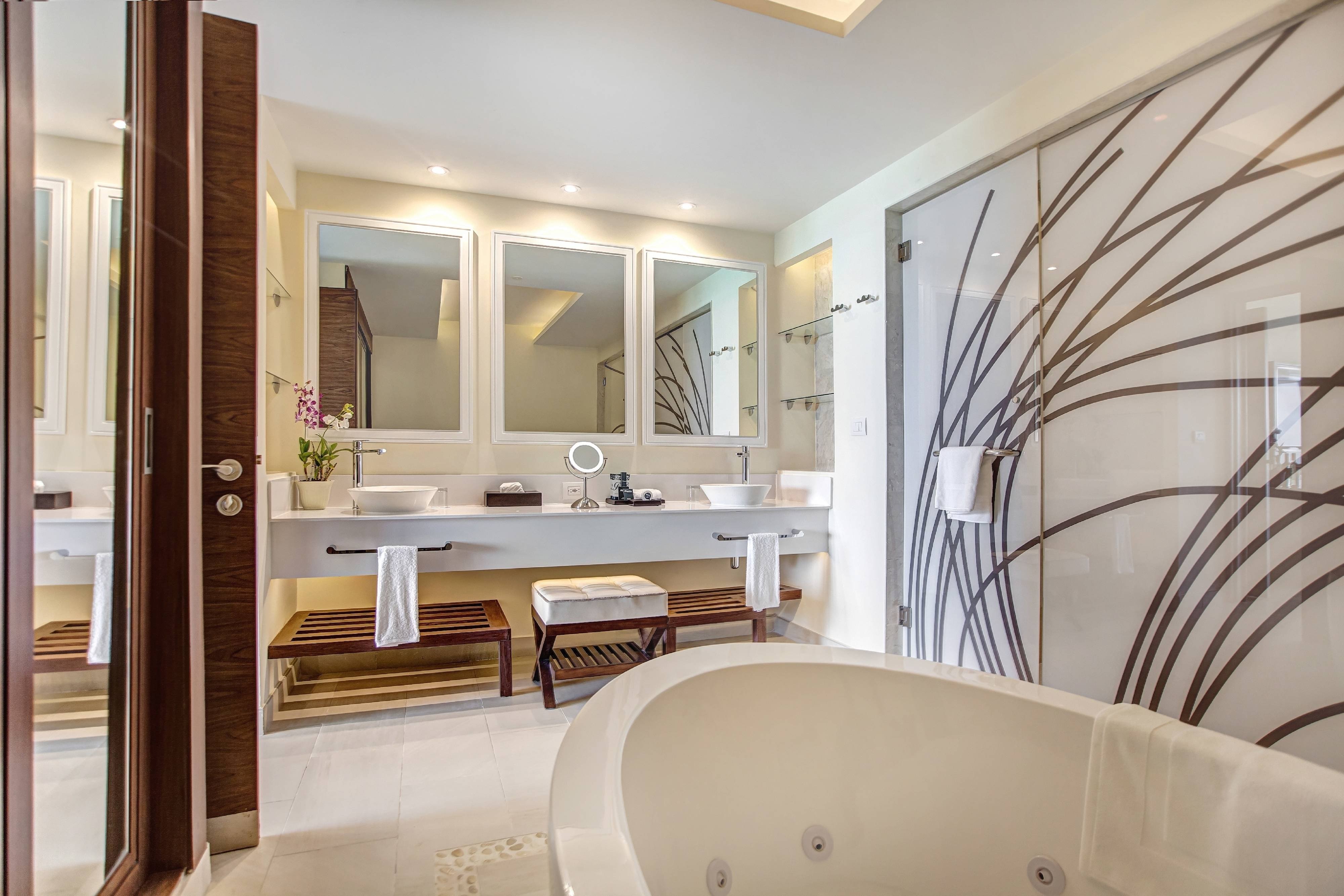 Royalton Negril, An Autograph Collection All-Inclusive Resort by null