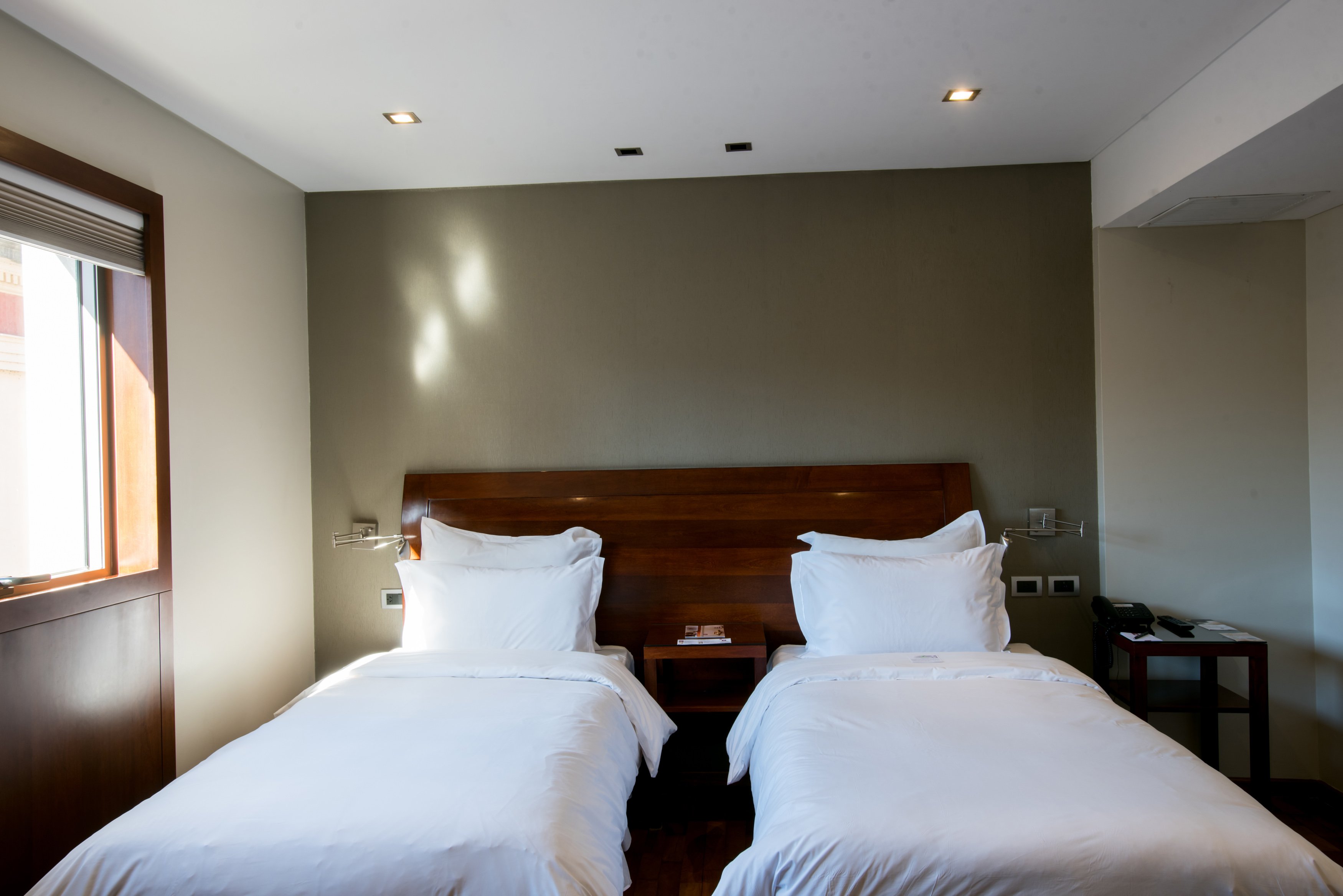 Windsor Hotel & Tower by null