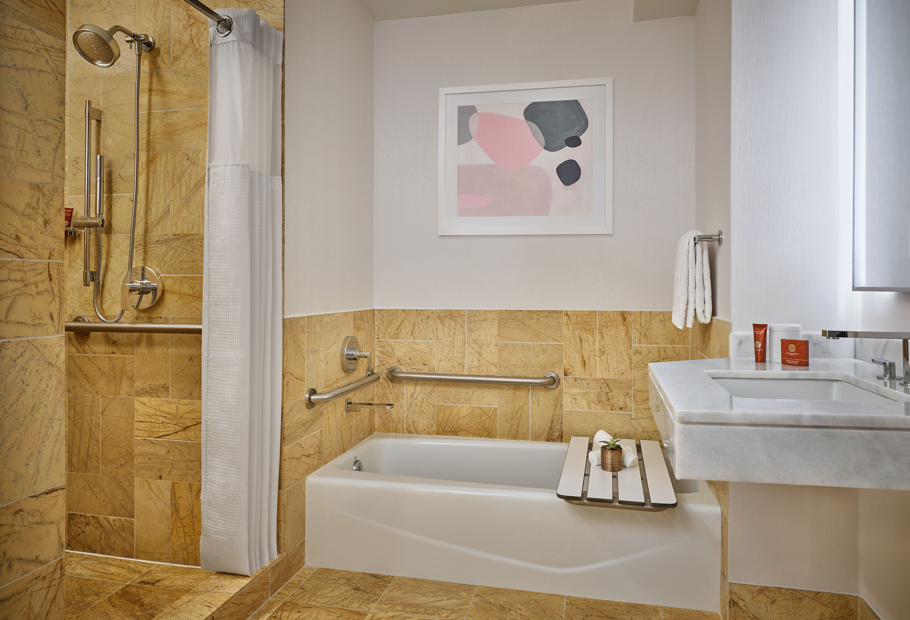 Hotel AKA Brickell by null