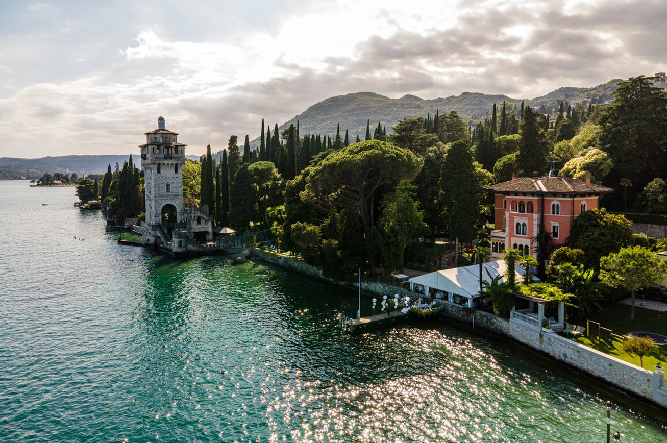 Hotel Villa Fiordaliso image