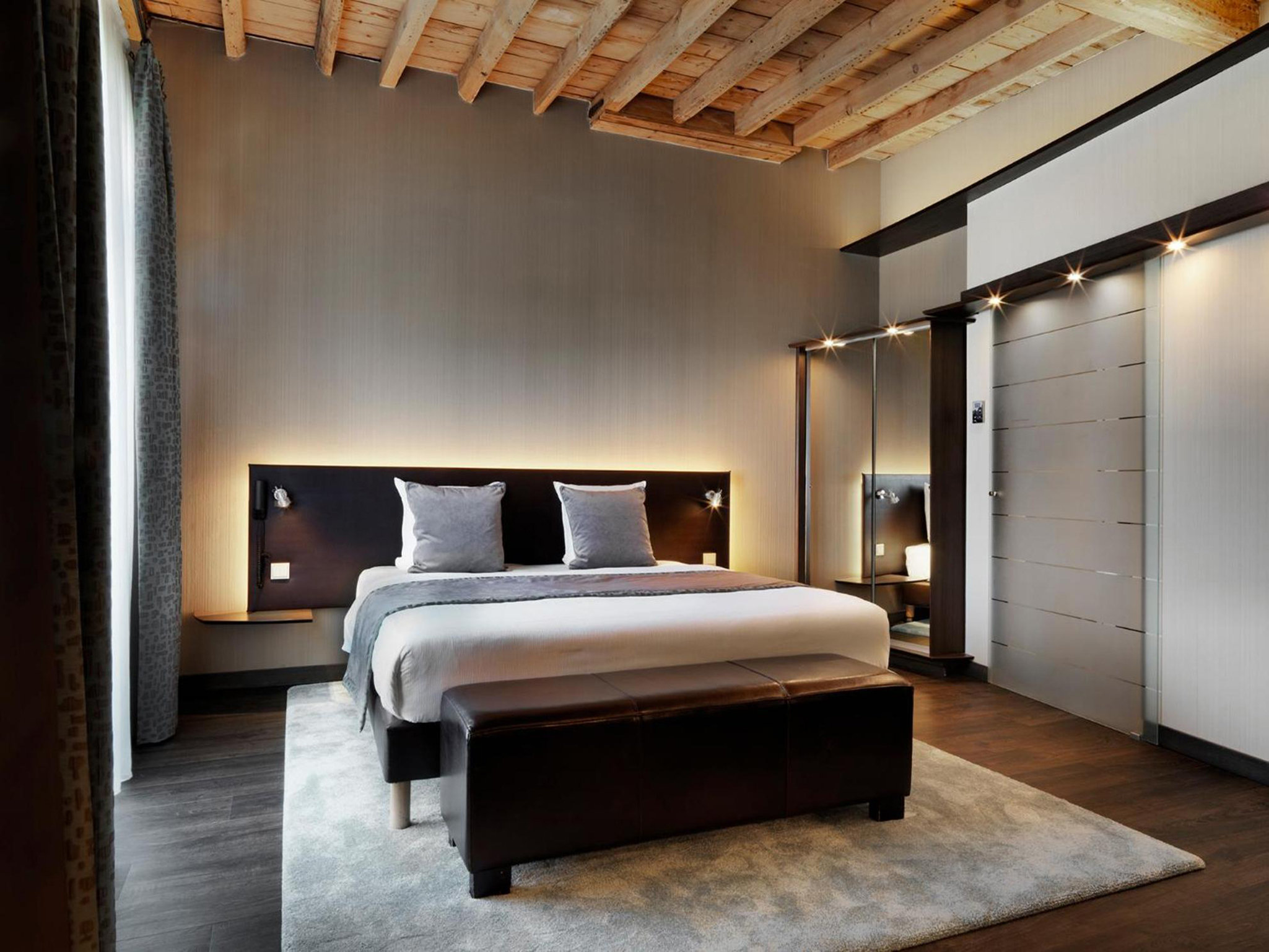 Hotel Harmony by null