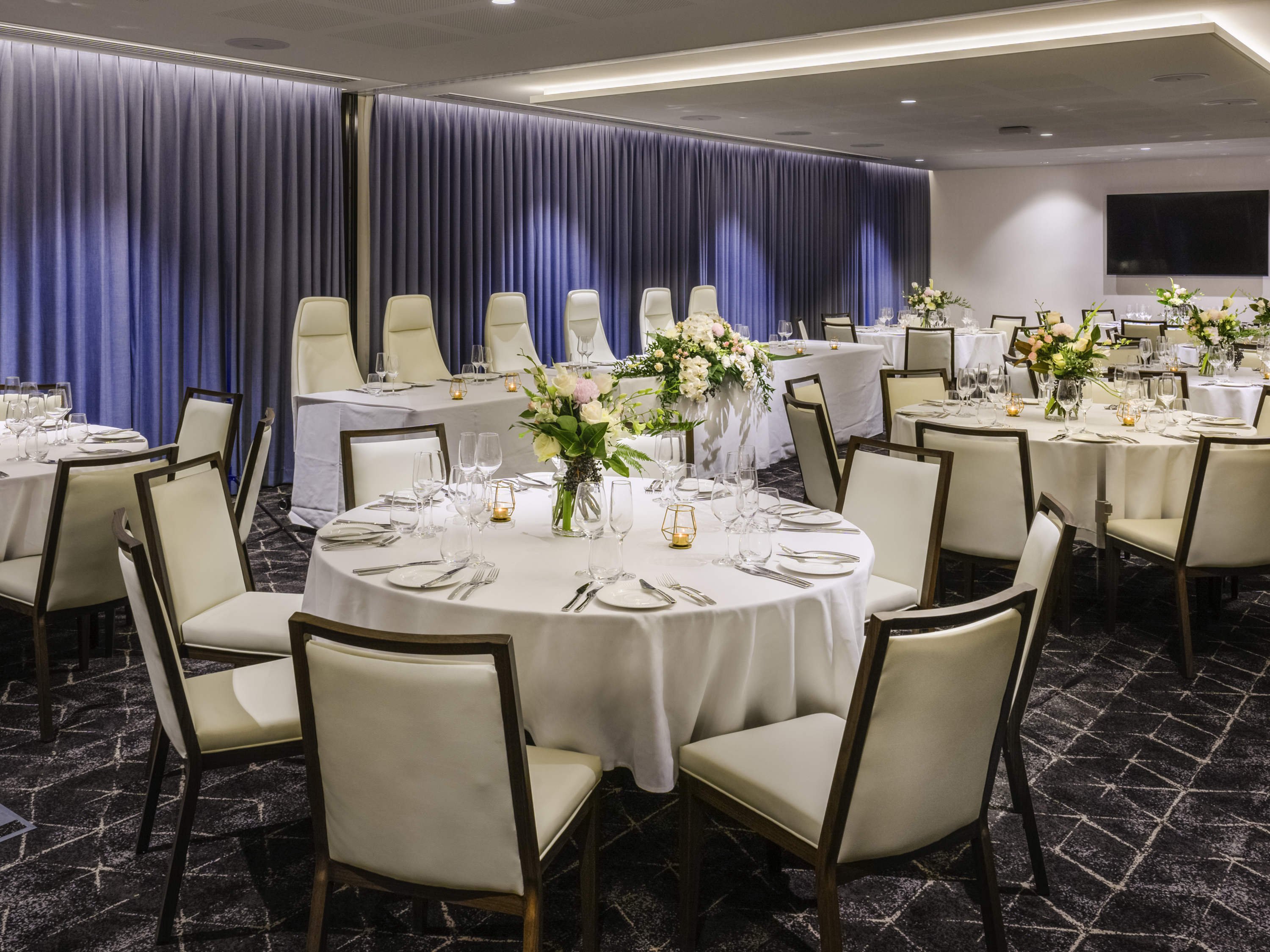 Mövenpick Hotel Hobart by null
