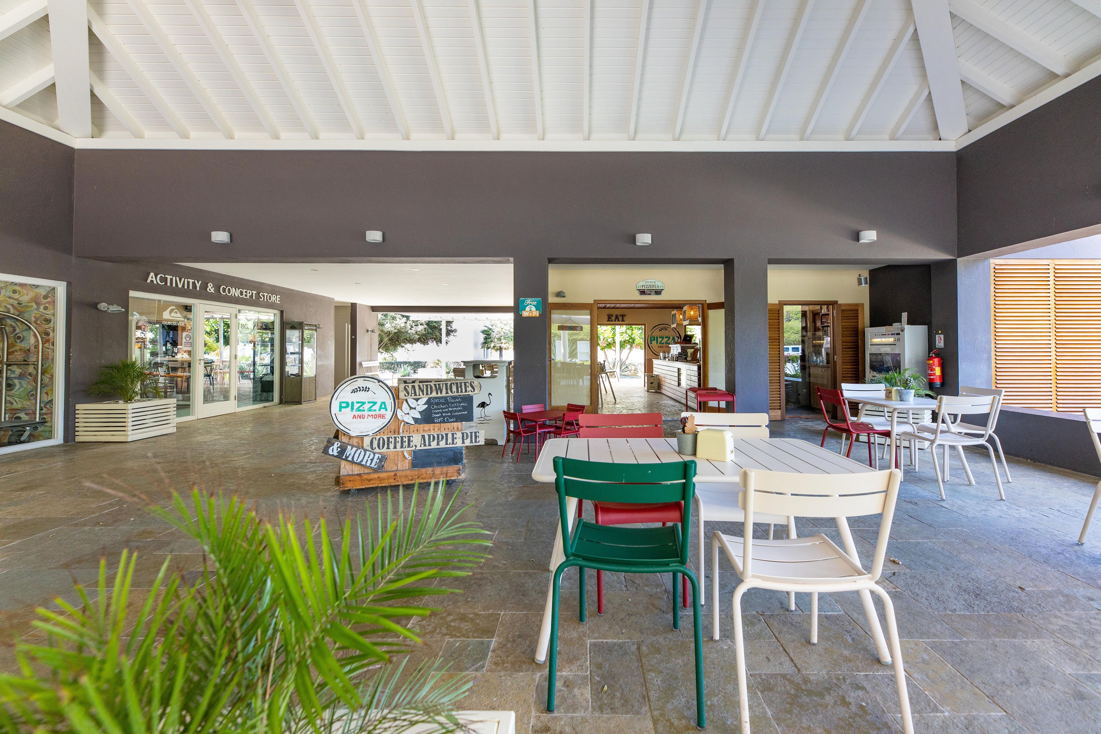 Oasis Coral Estate Beach, Dive & Wellness Resort by null