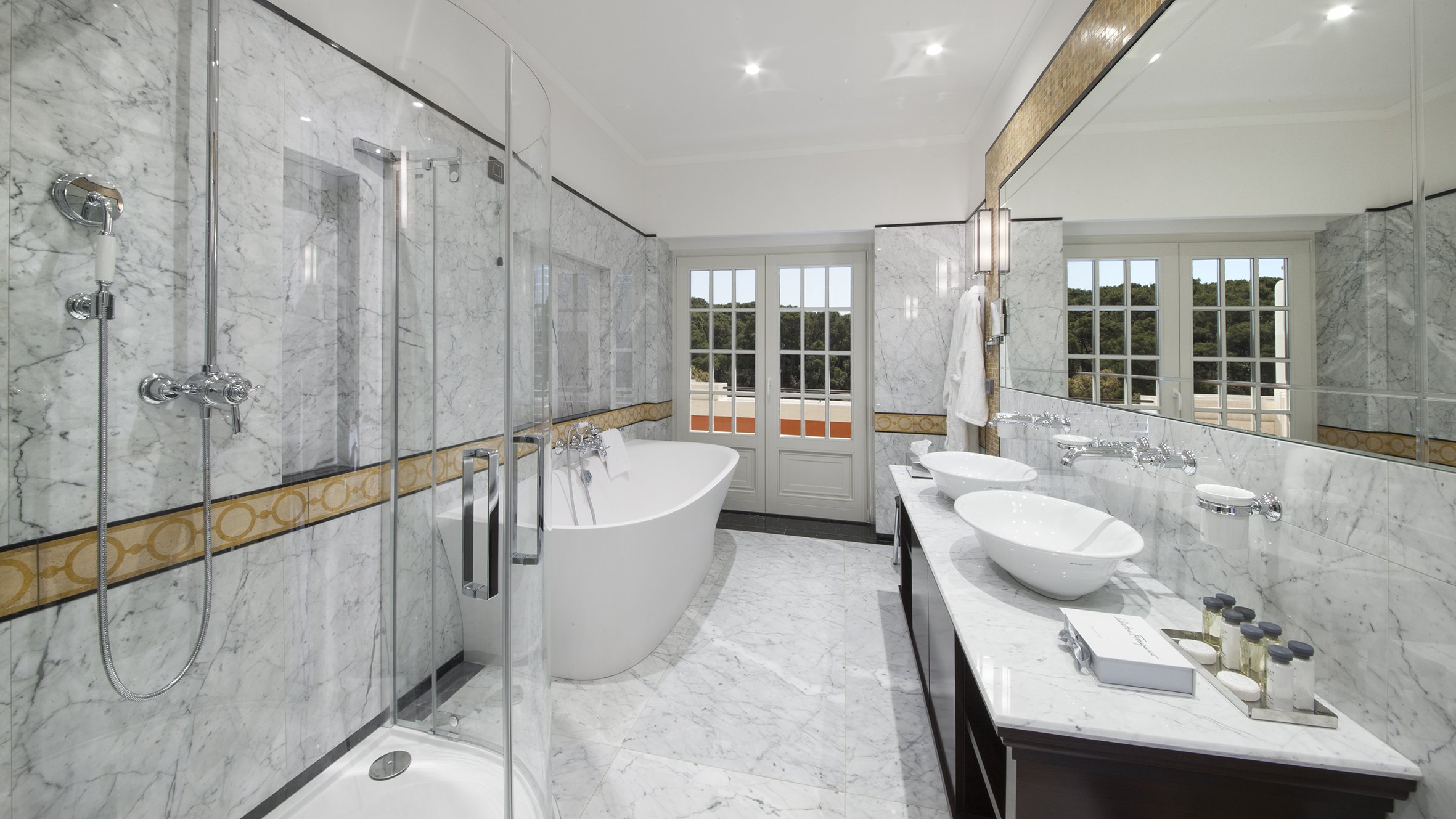 Boutique Hotel Alhambra, an SLH Hotel by null