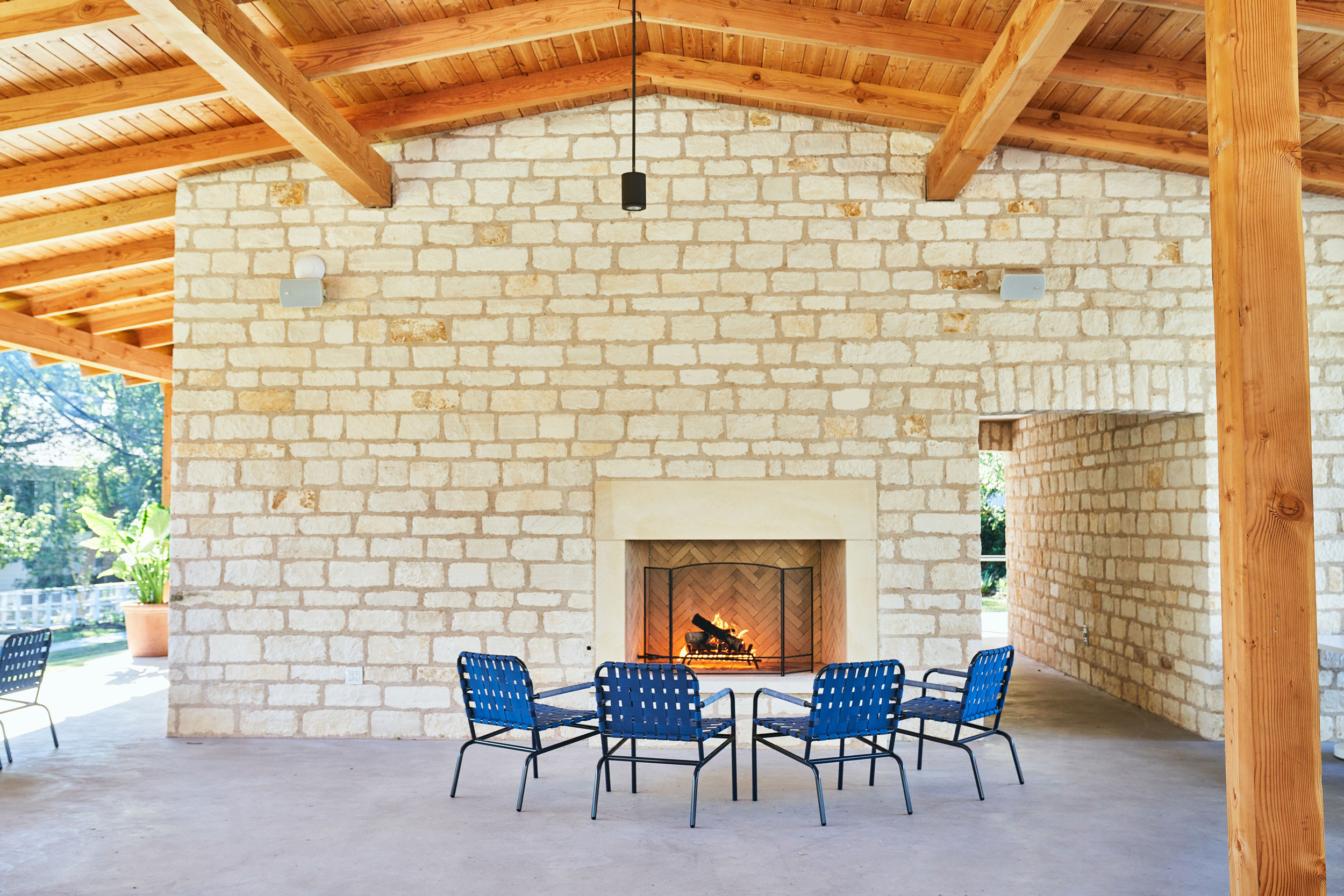 Stagecoach Inn by null