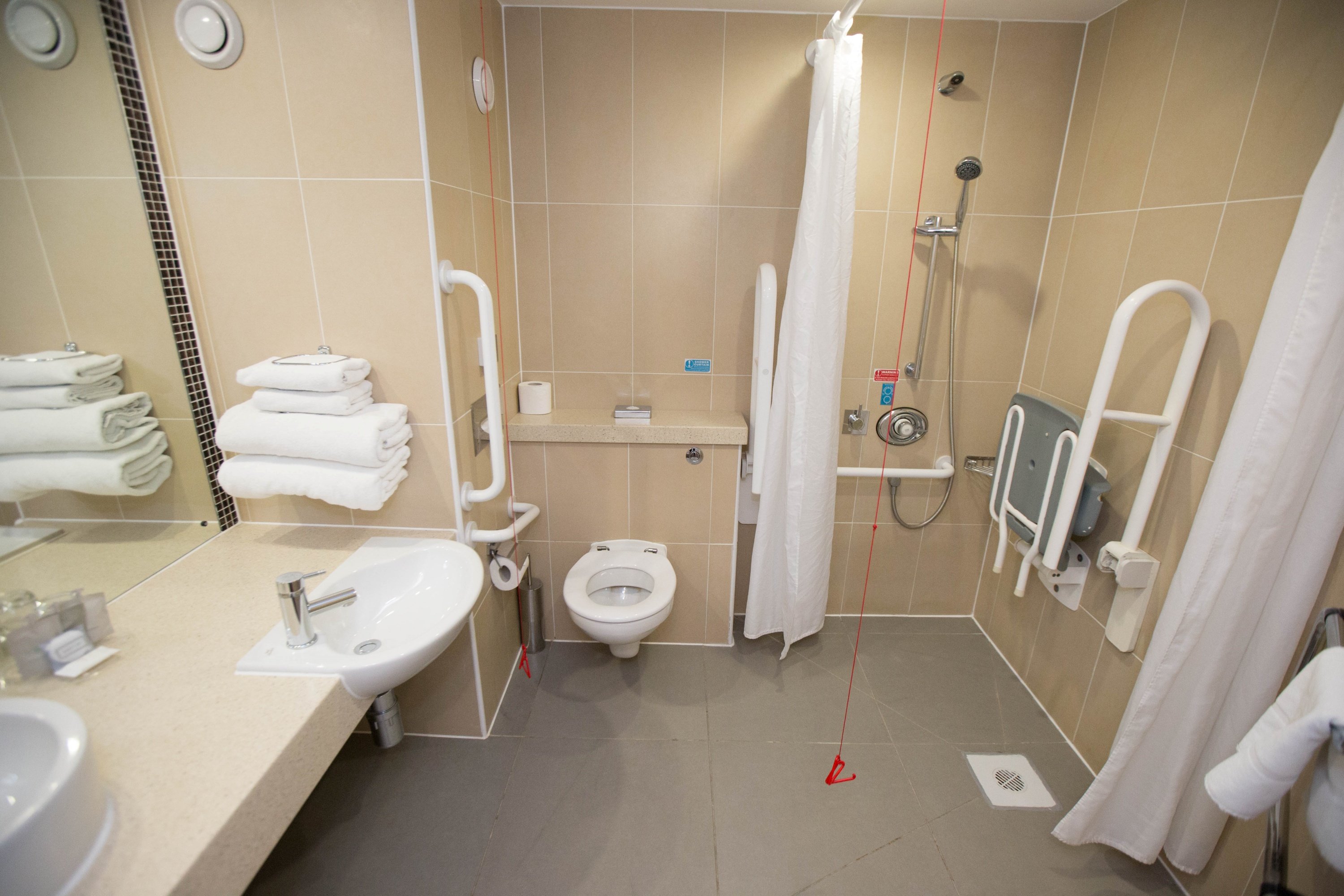 Future Inn Bristol Cabot Circus by null