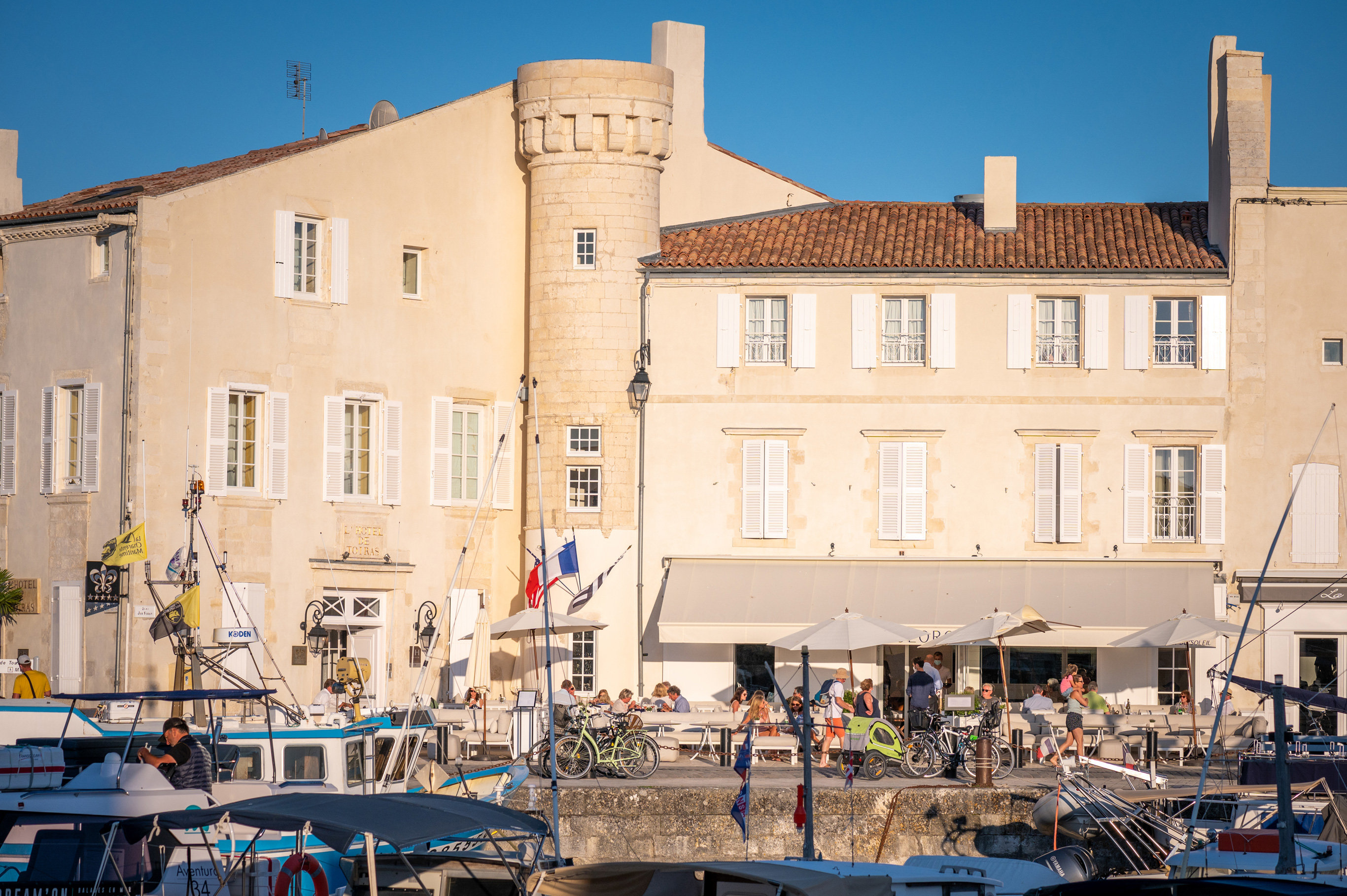 Hotel De Toiras by null