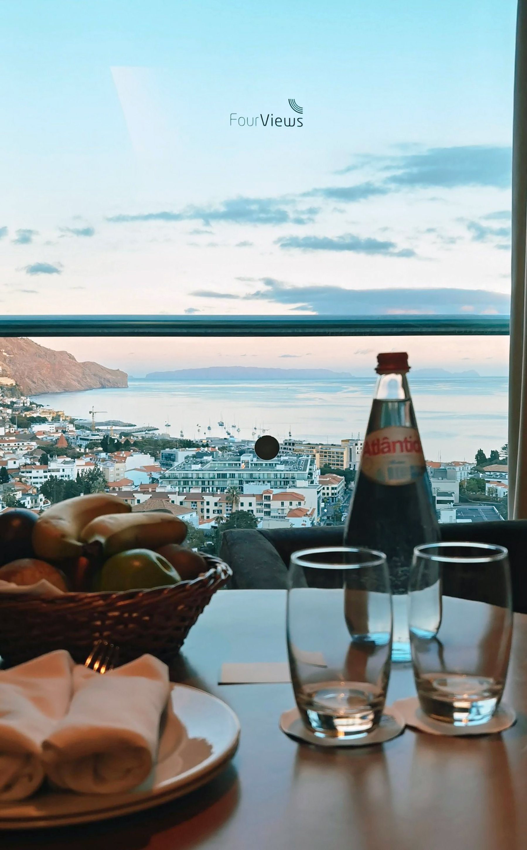 The Views Baía by null