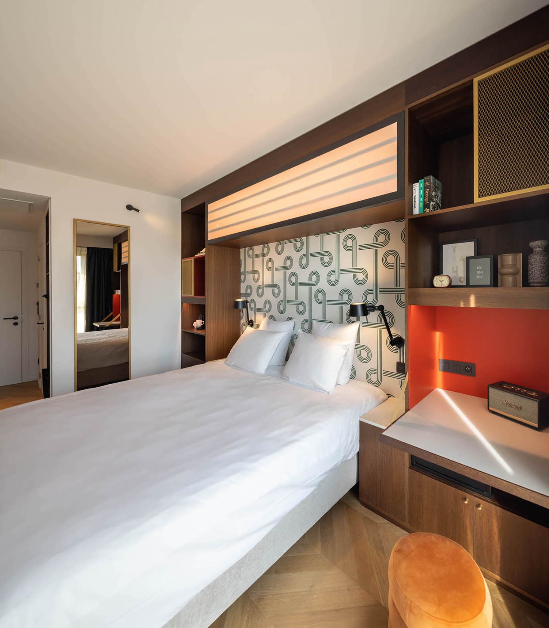 Yalo Hotel by null