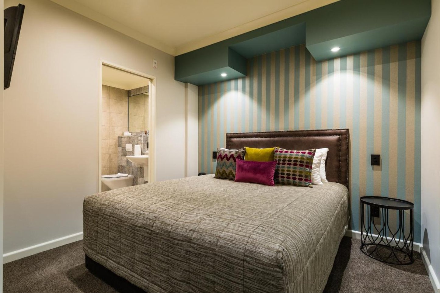 Pebble Beach Motor Inn by null