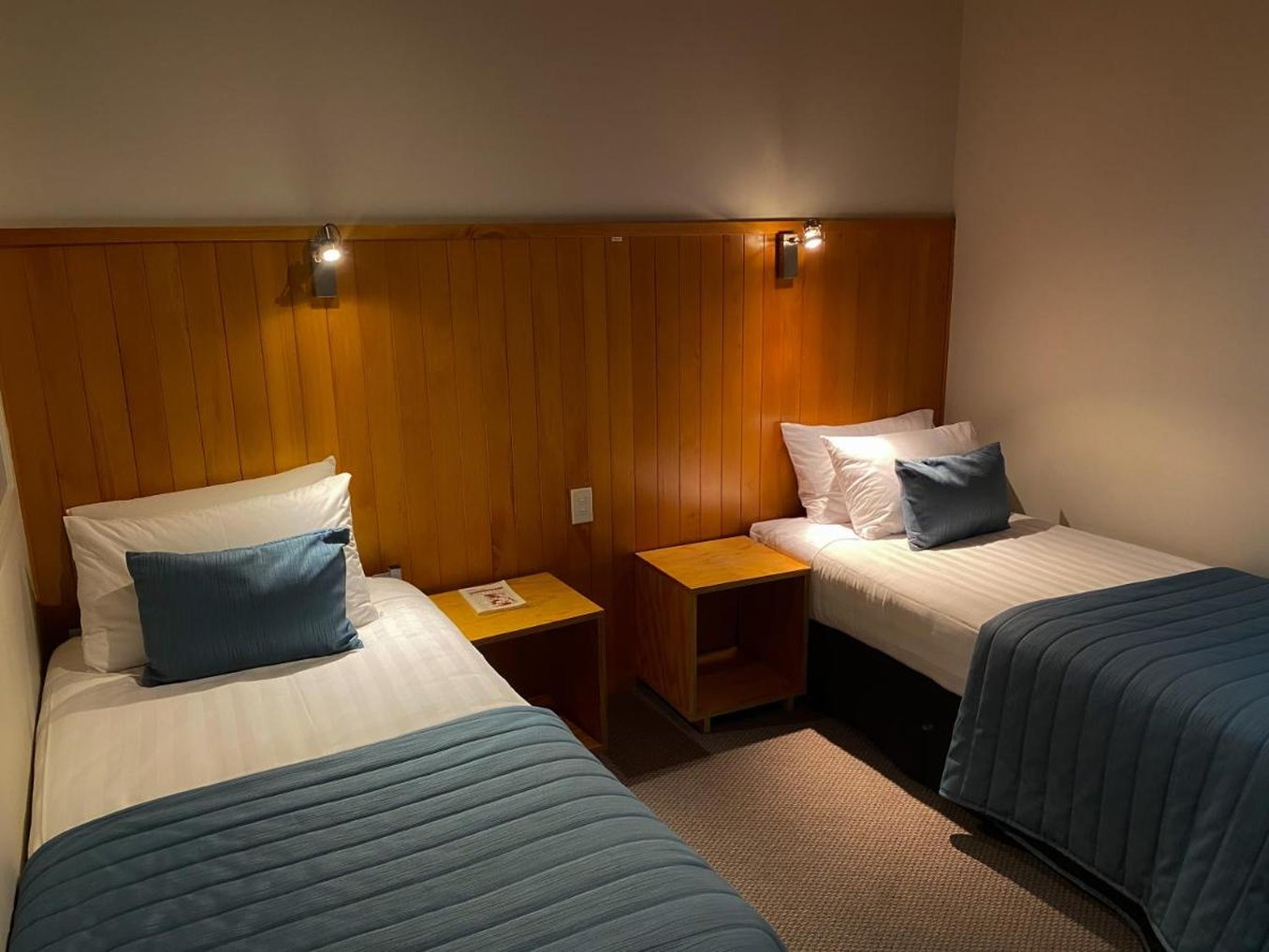 Waitomo Lodge by null