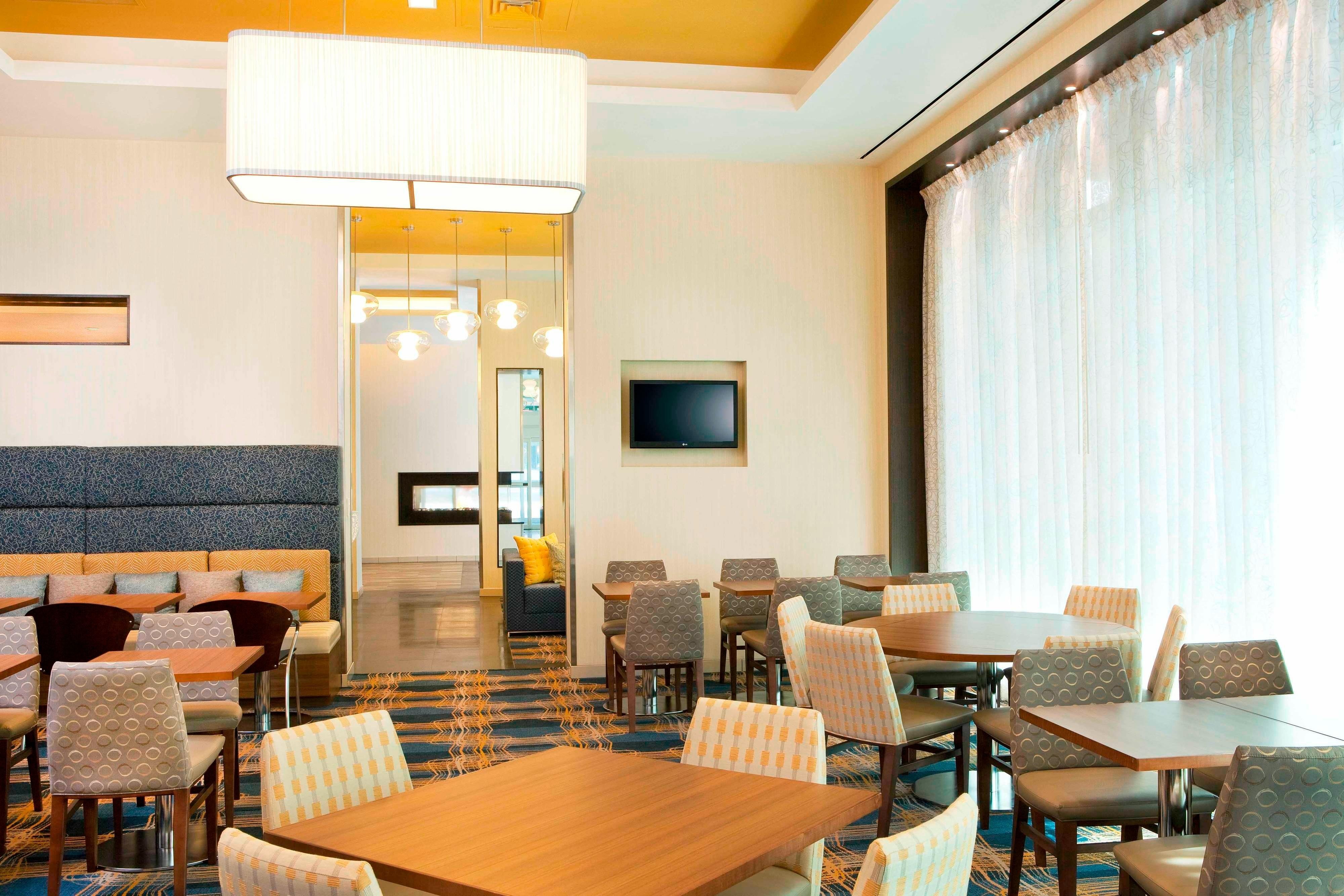 Residence Inn Boston Back Bay/Fenway by null