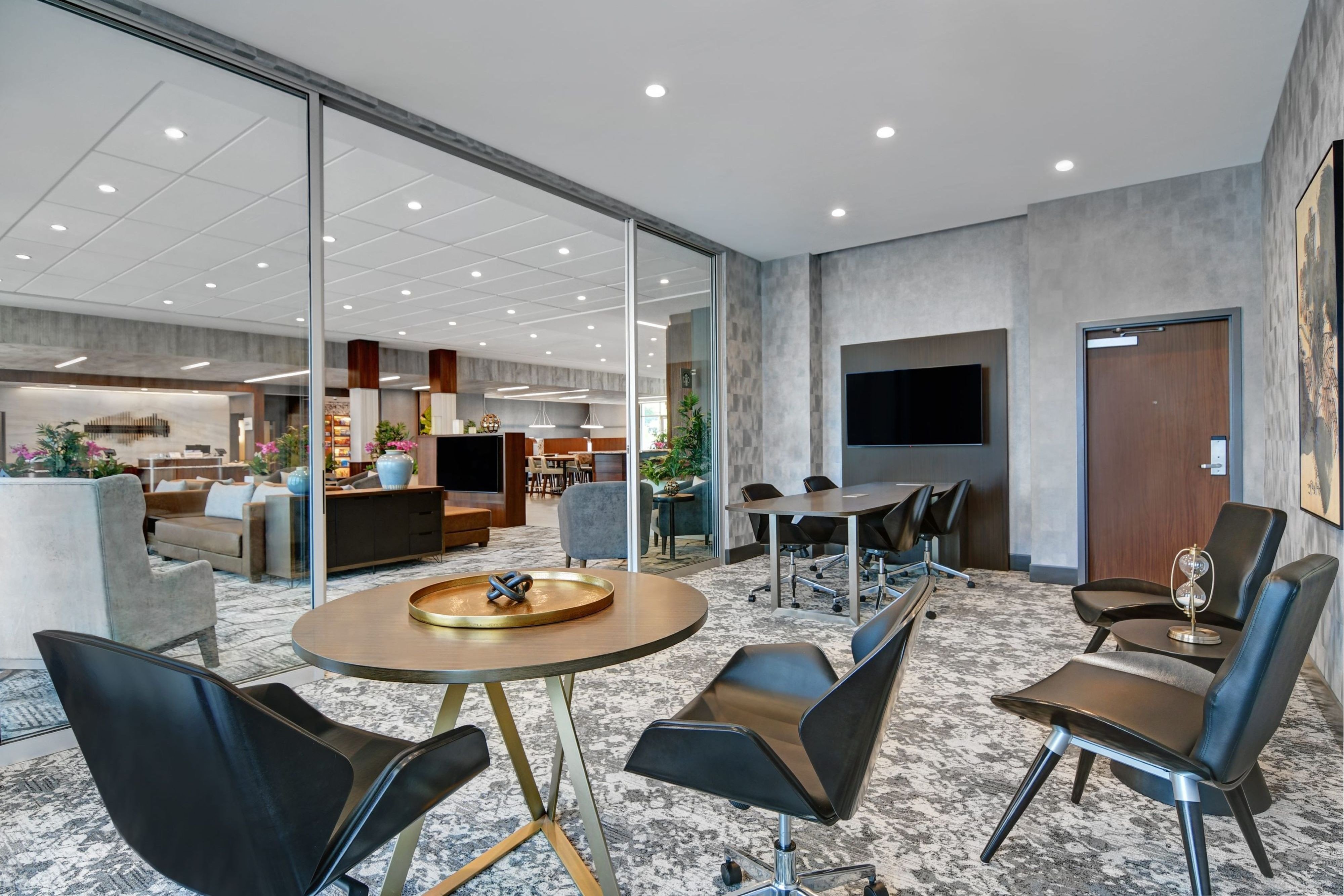 Courtyard by Marriott Hamilton photo 3