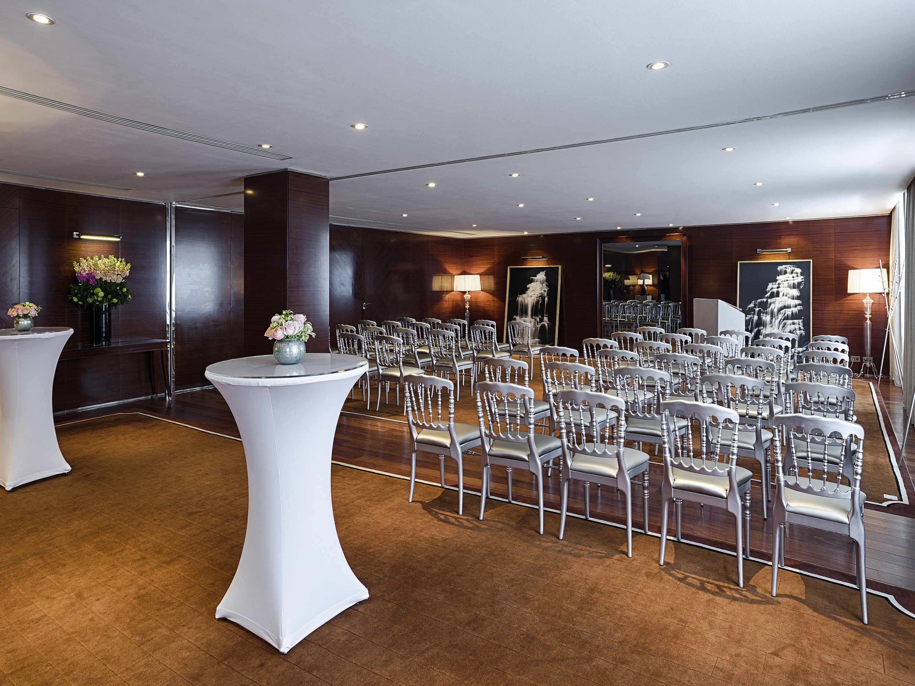 Le Royal Monceau - Raffles Paris by Google