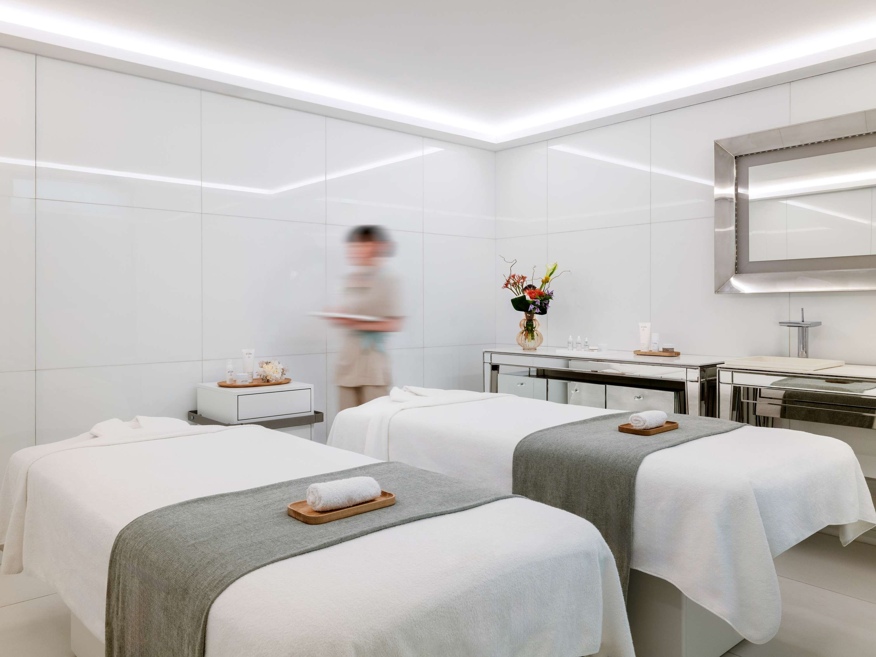 Le Royal Monceau - Raffles Paris by null