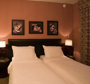 Washington Square Hotel by null