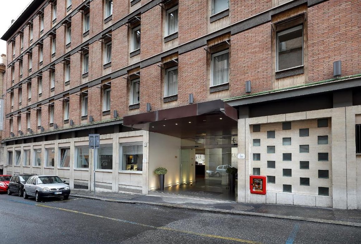 Saint John Hotel exterior