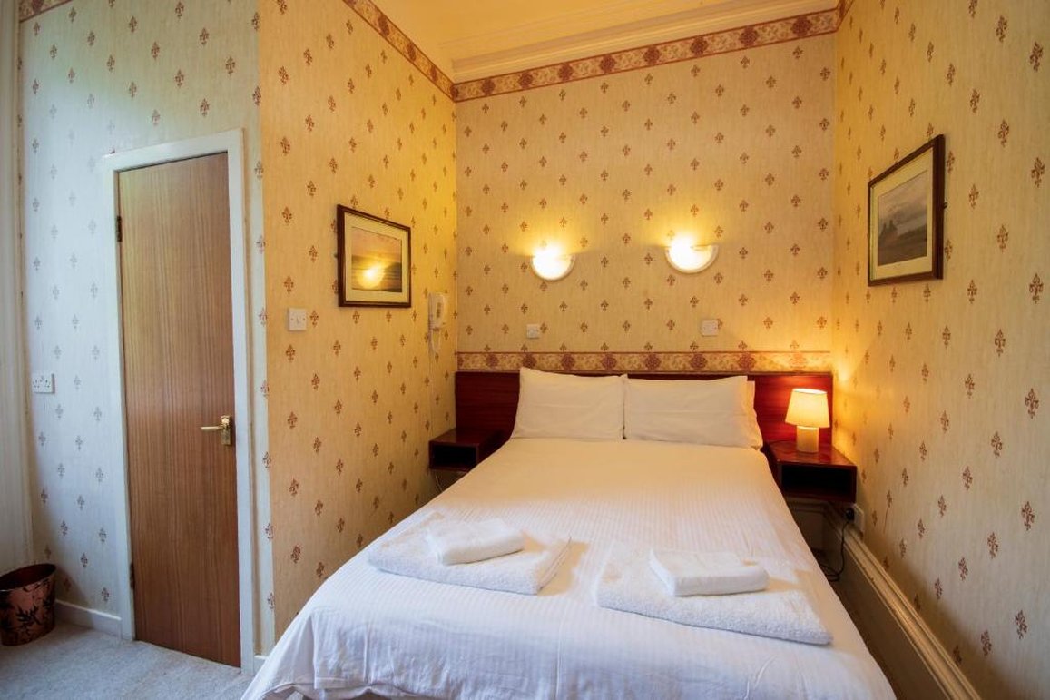 The Stromness Hotel by null