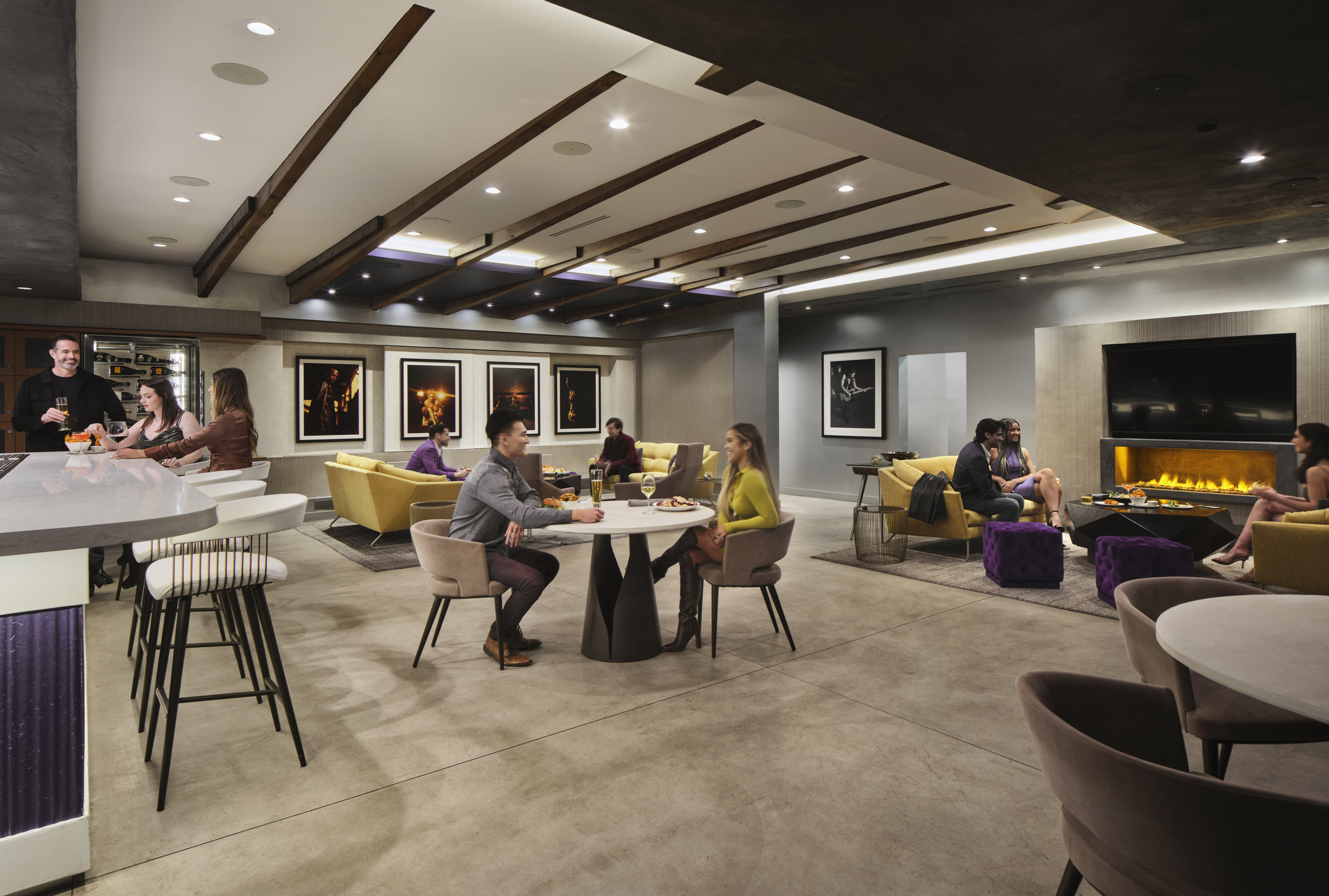 Sunset Marquis by null