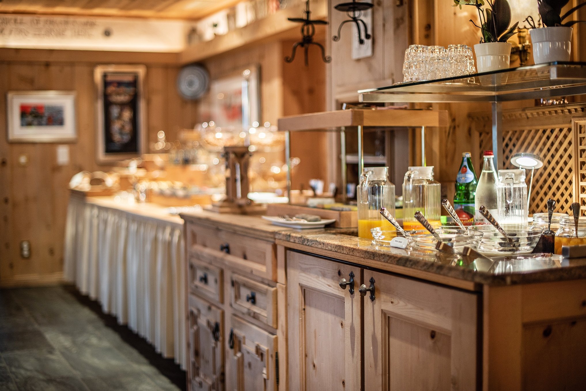 Relais & Châteaux Schlosshotel Chastè - Scuol Tarasp by null