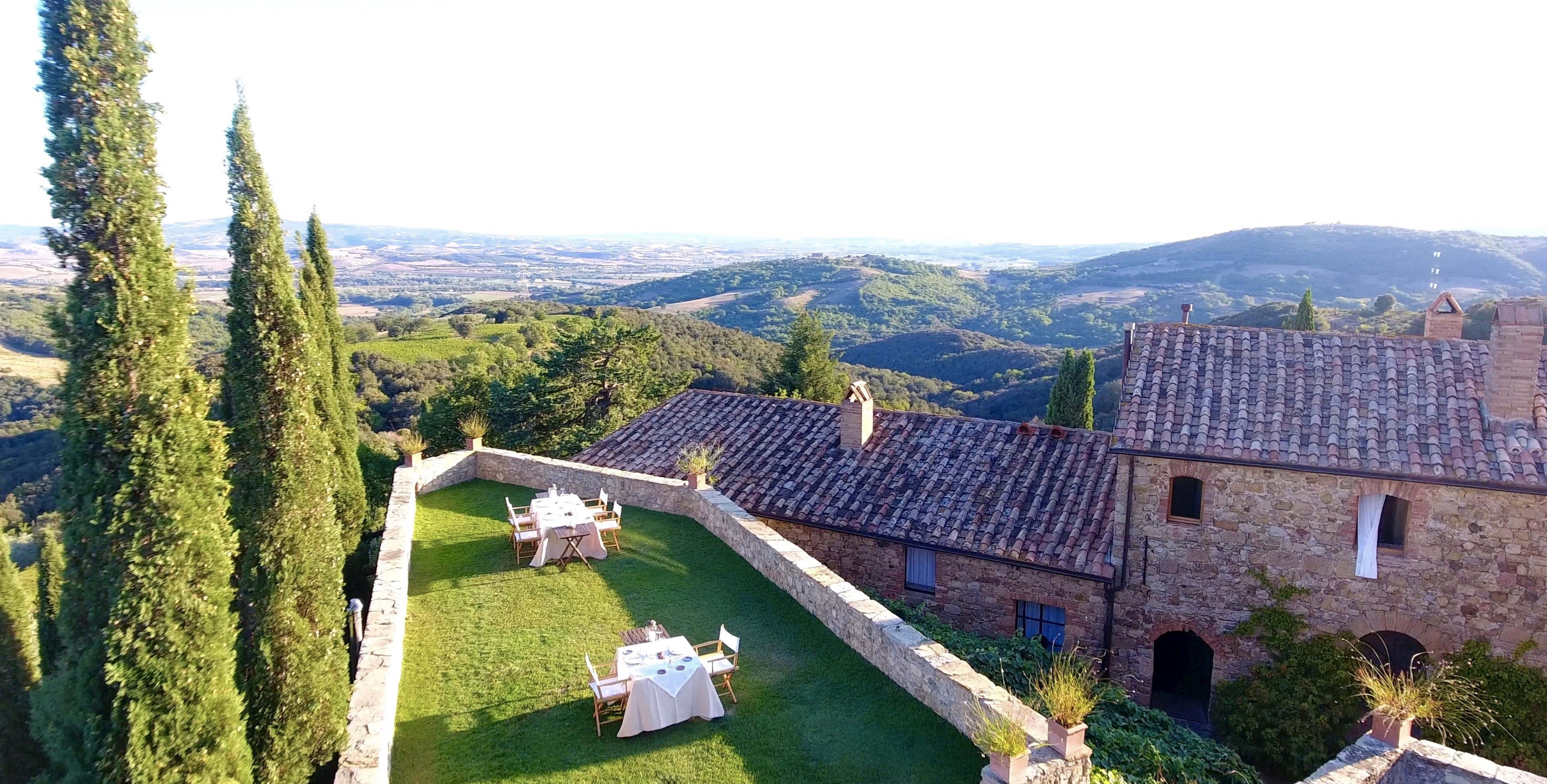 Castello di Vicarello by null