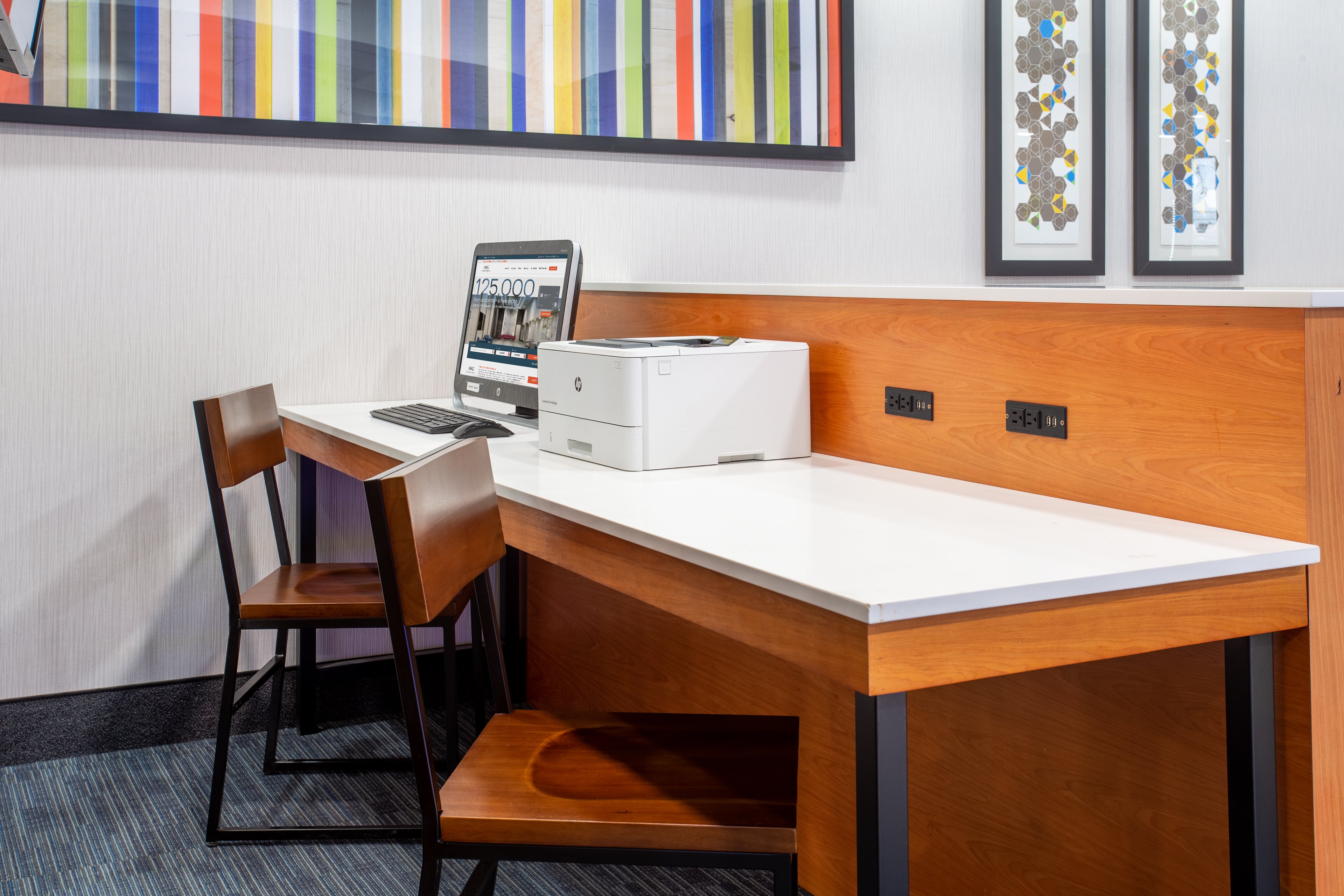 Holiday Inn Express & Suites Fort Wayne by IHG photo 6
