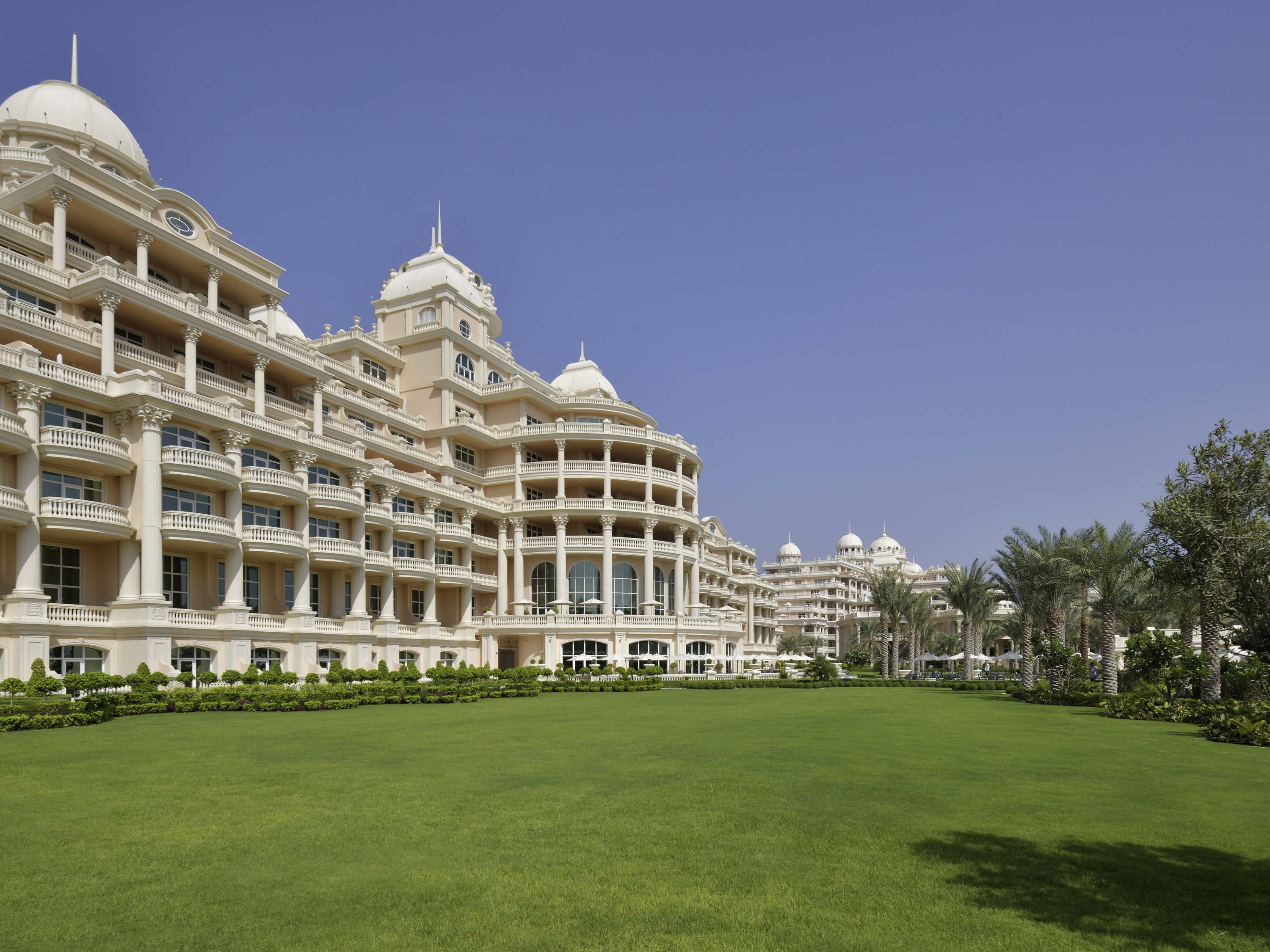 Raffles The Palm Dubai by null